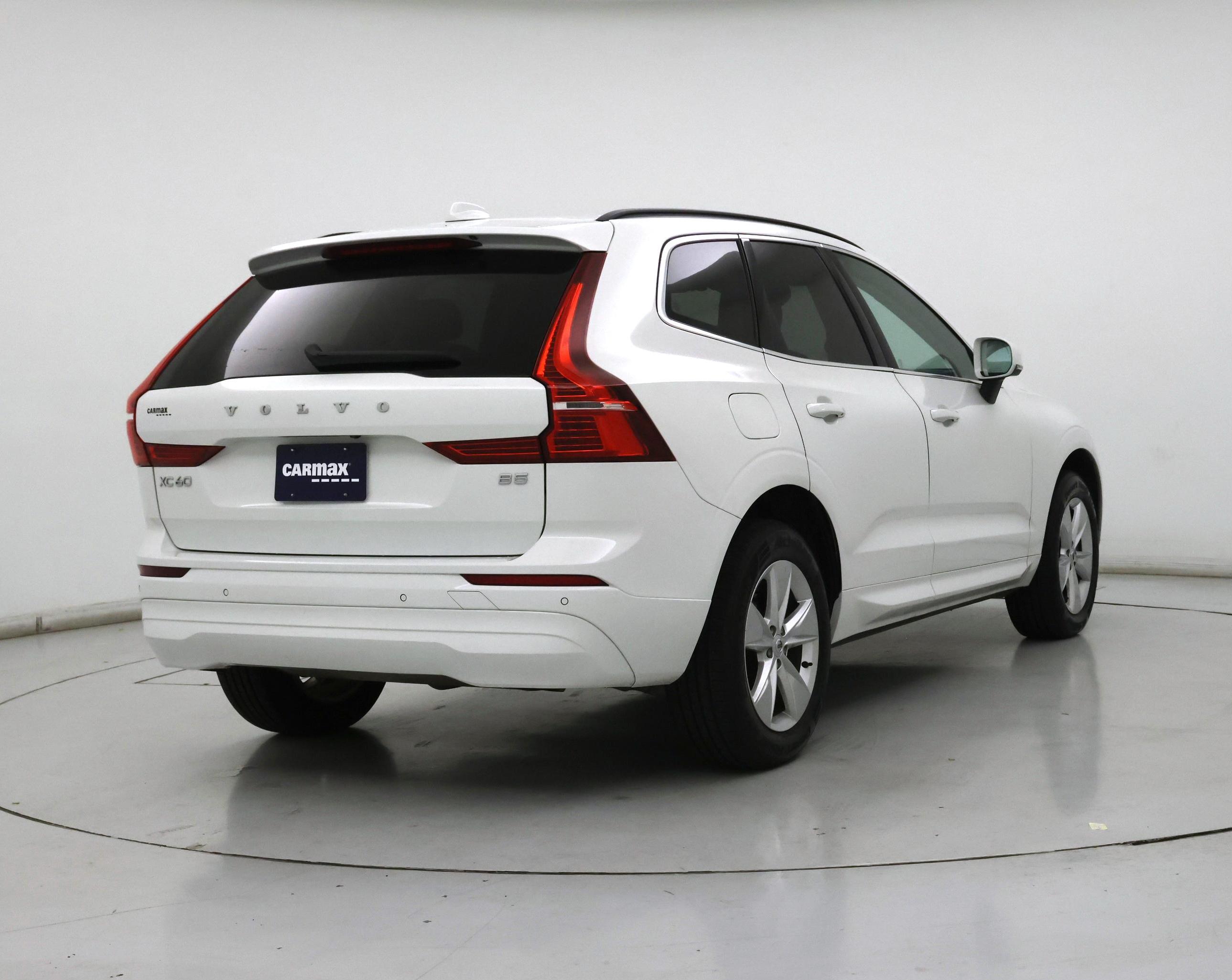 Thumbnail: 2022 Volvo XC60 - 8