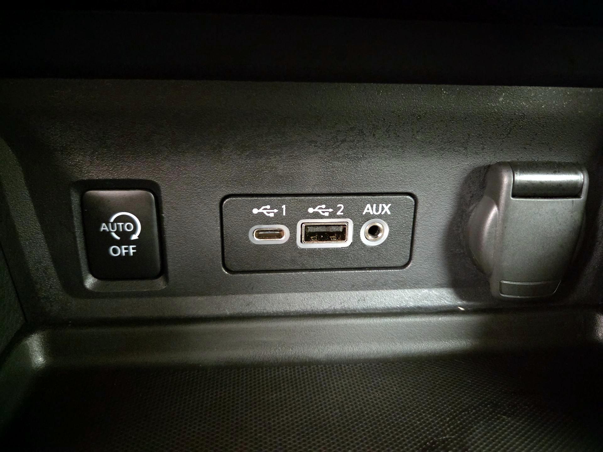 Thumbnail: 2024 Nissan Sentra - 18