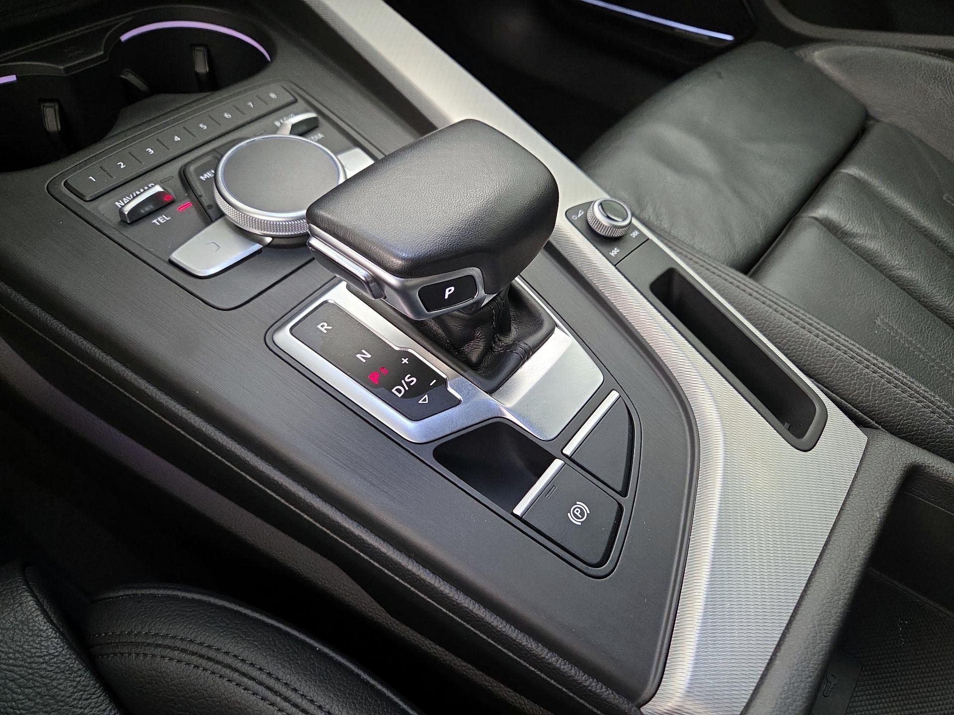 Thumbnail: 2017 Audi A4 - 18