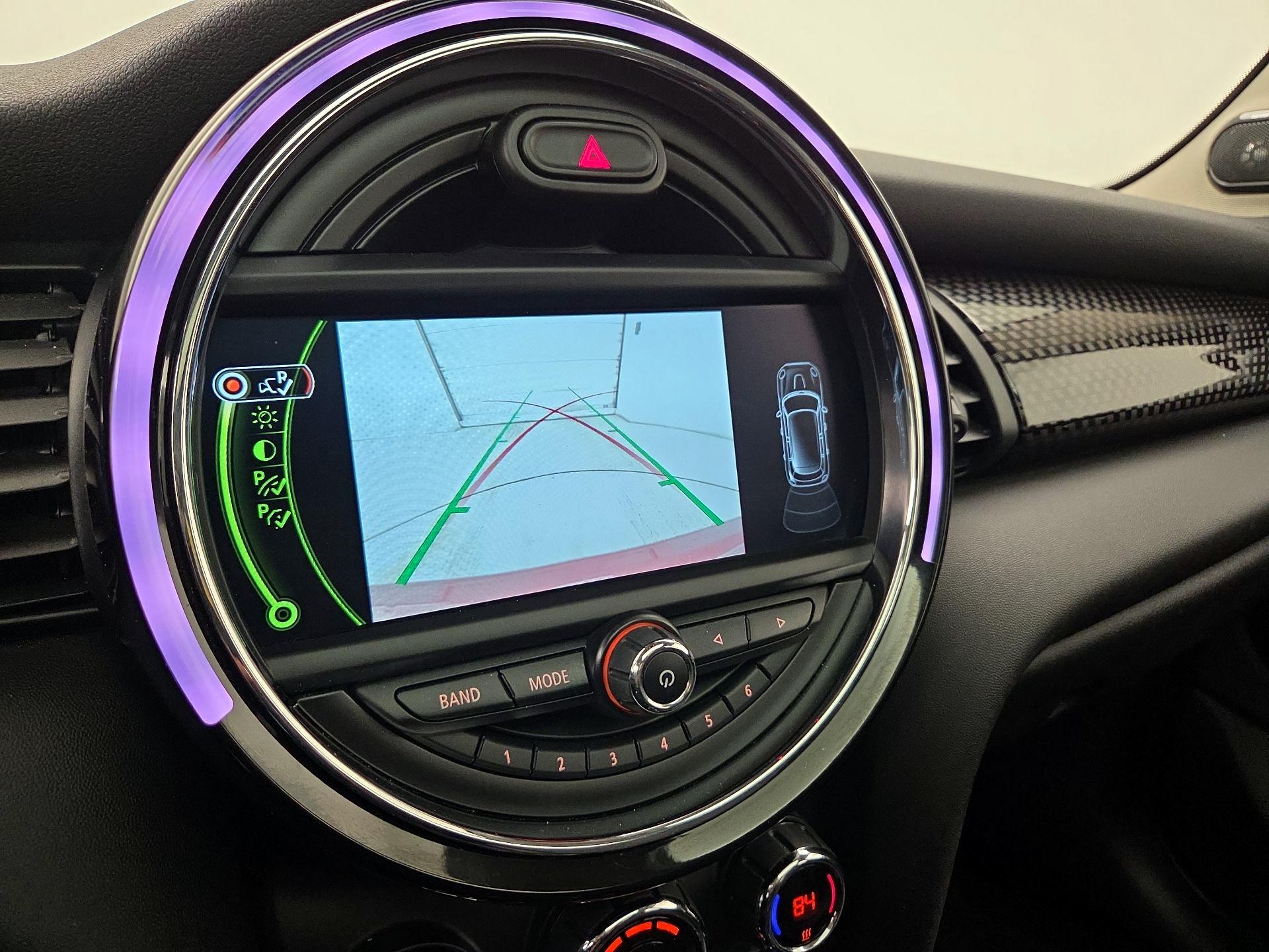 Thumbnail: 2017 MINI Cooper Hardtop - 15