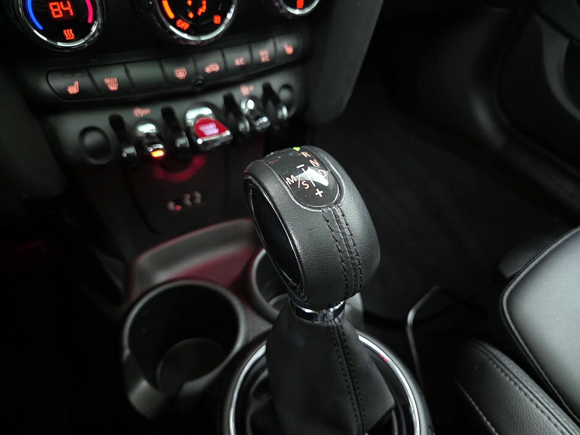 Thumbnail: 2017 MINI Cooper Hardtop - 18