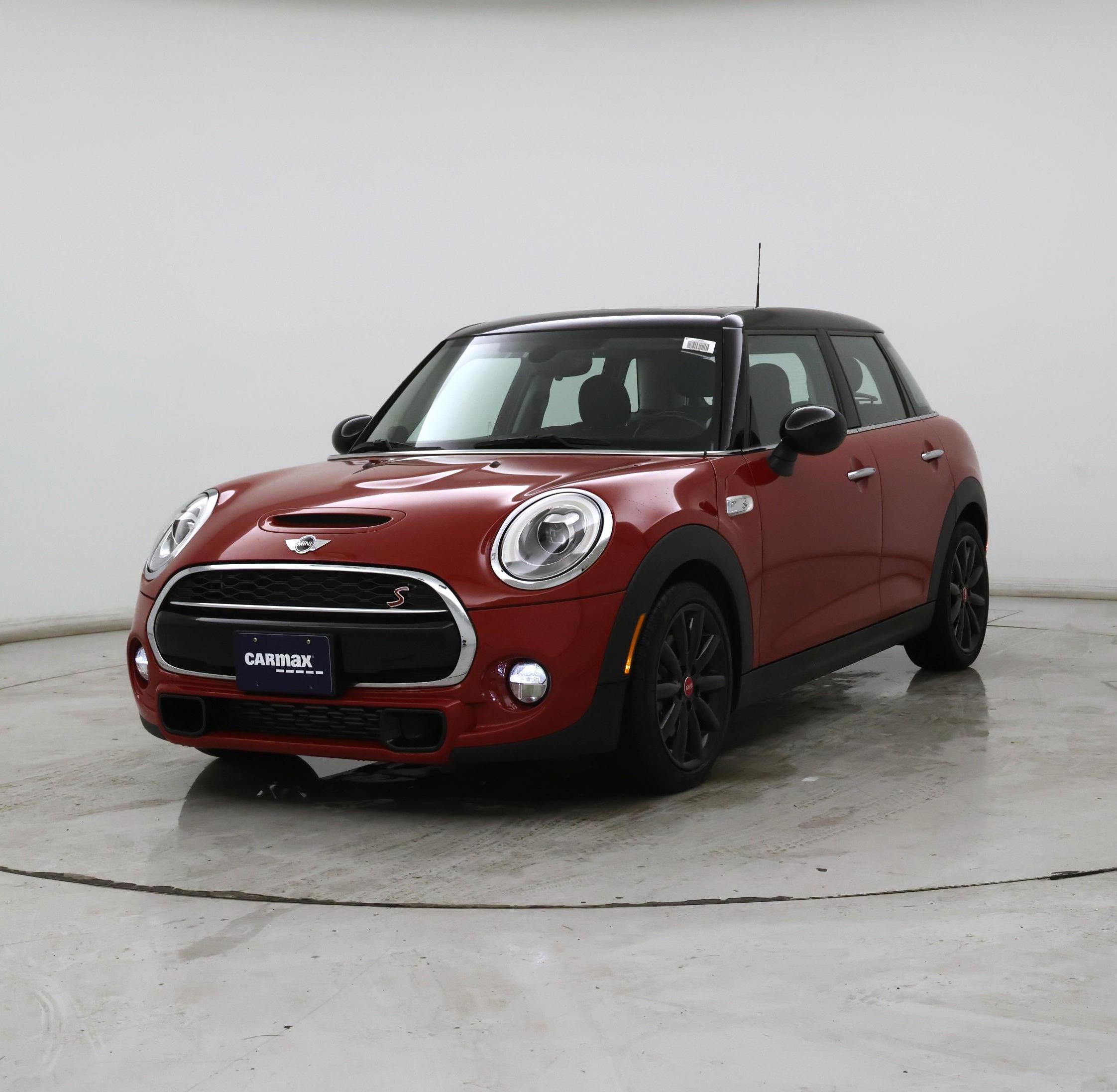 Thumbnail: 2017 MINI Cooper Hardtop - 4