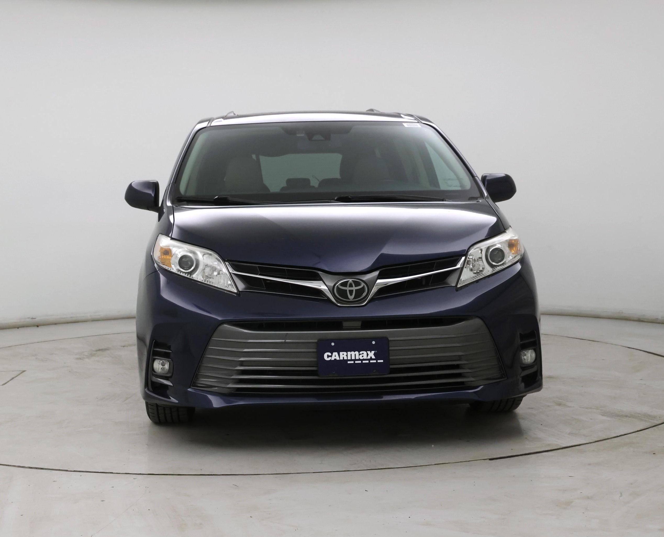 Thumbnail: 2020 Toyota Sienna - 5