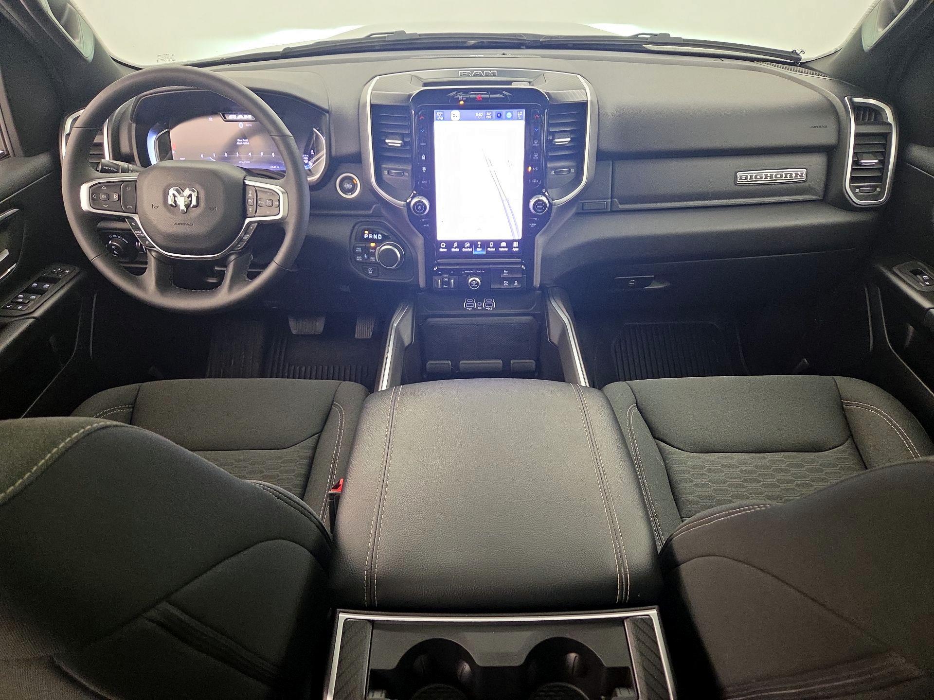 Thumbnail: 2025 RAM 1500 - 9
