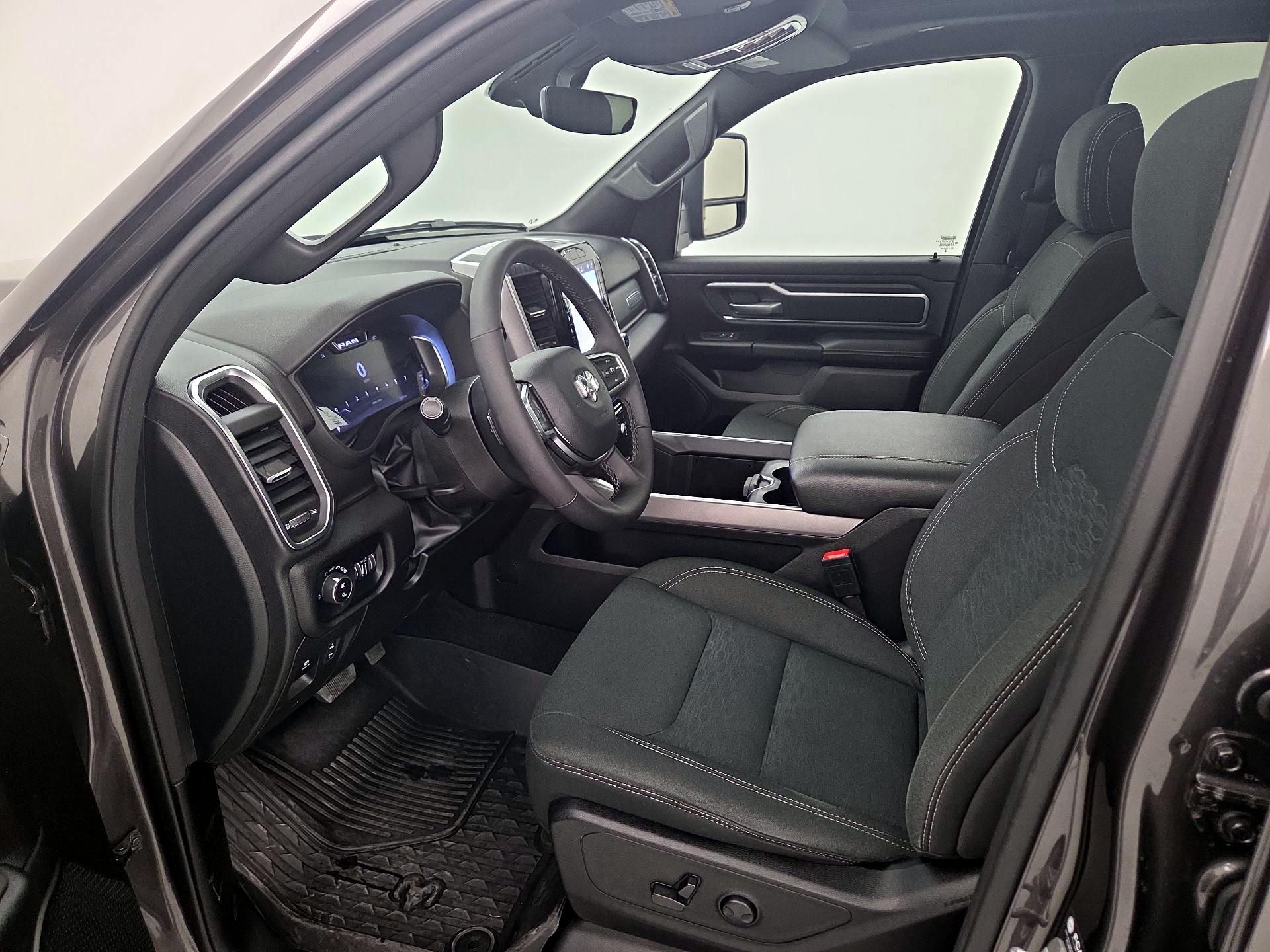 Thumbnail: 2025 RAM 1500 - 11