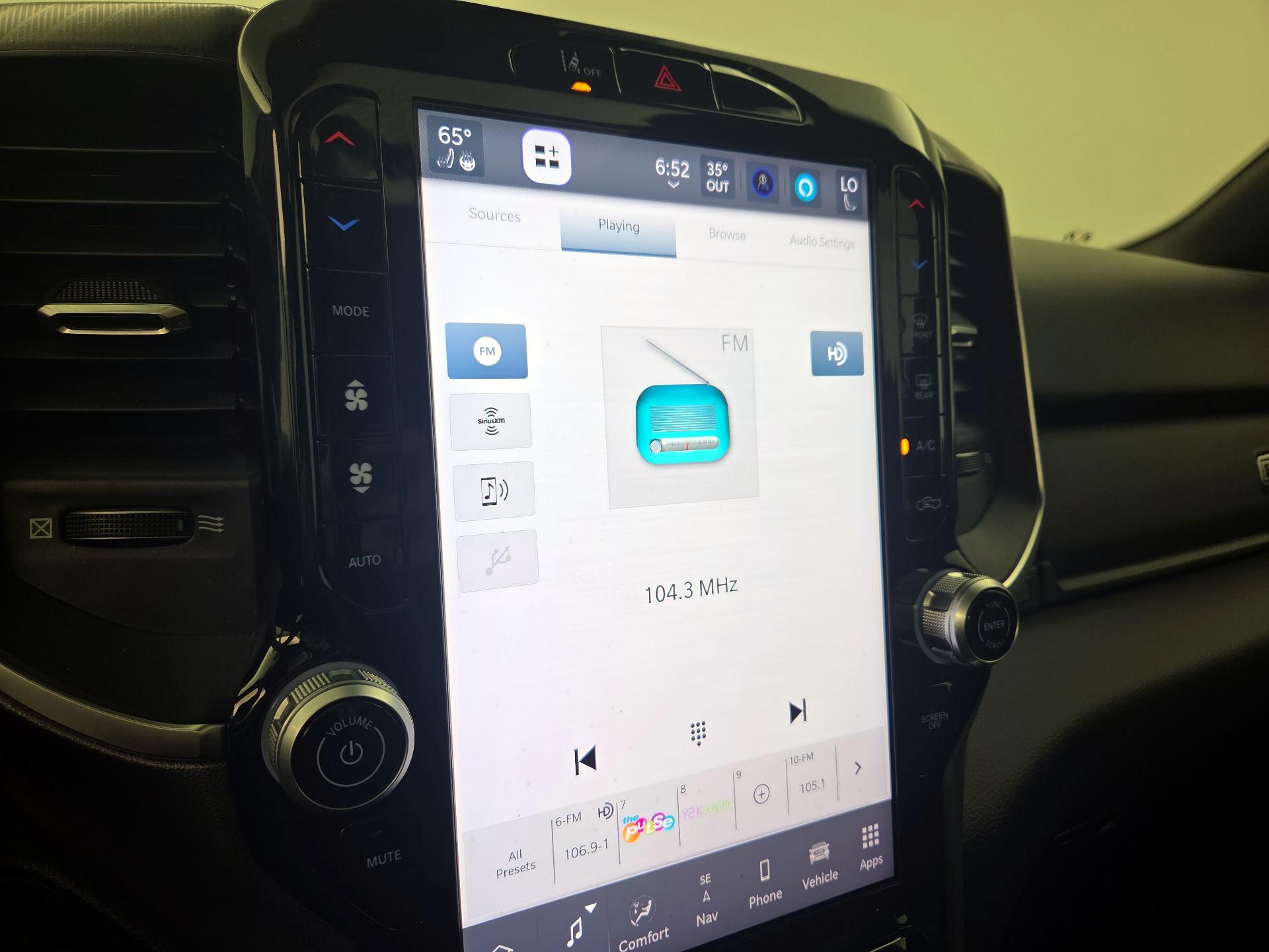 Thumbnail: 2025 RAM 1500 - 16