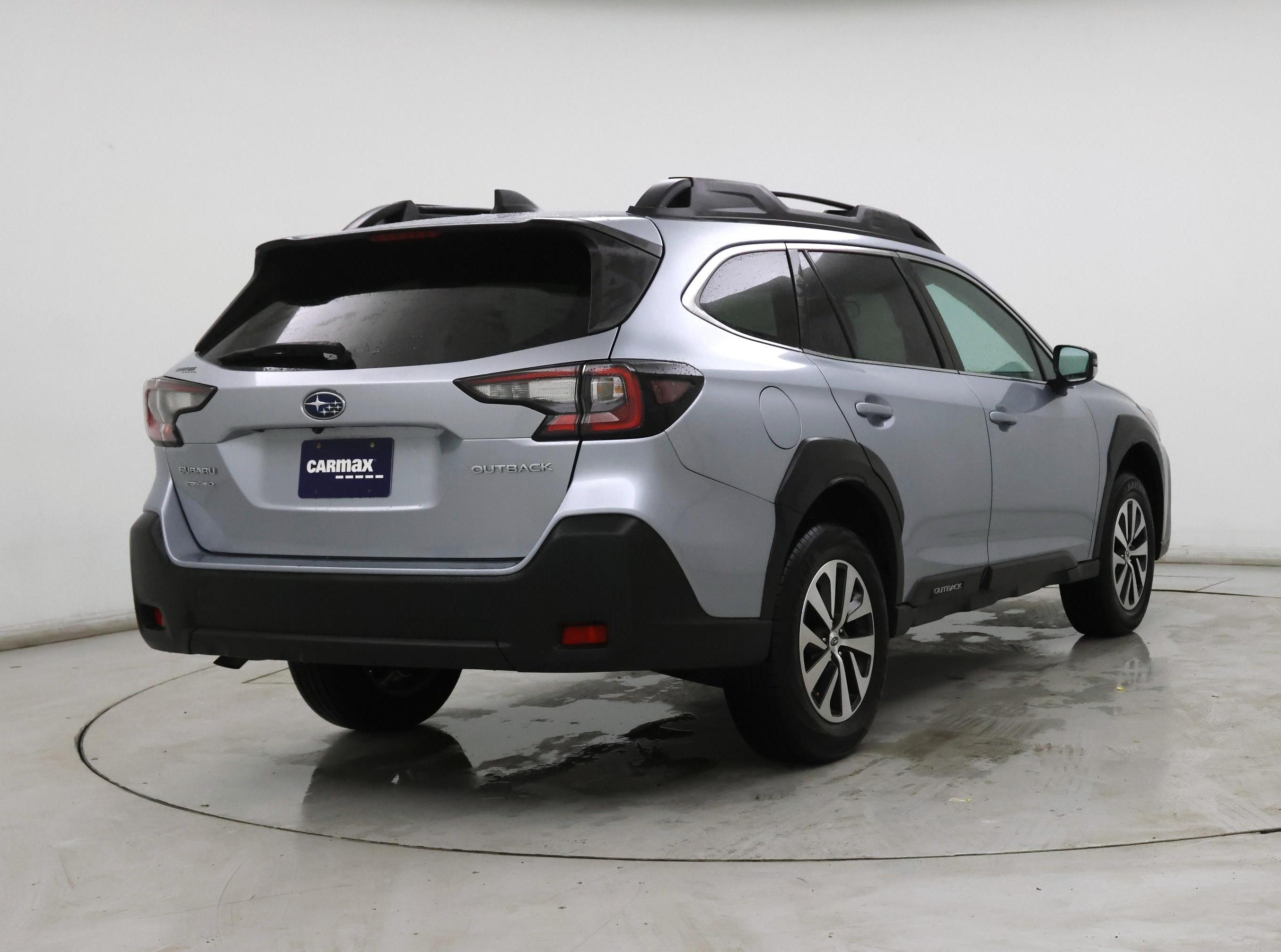 Thumbnail: 2023 Subaru Outback - 8