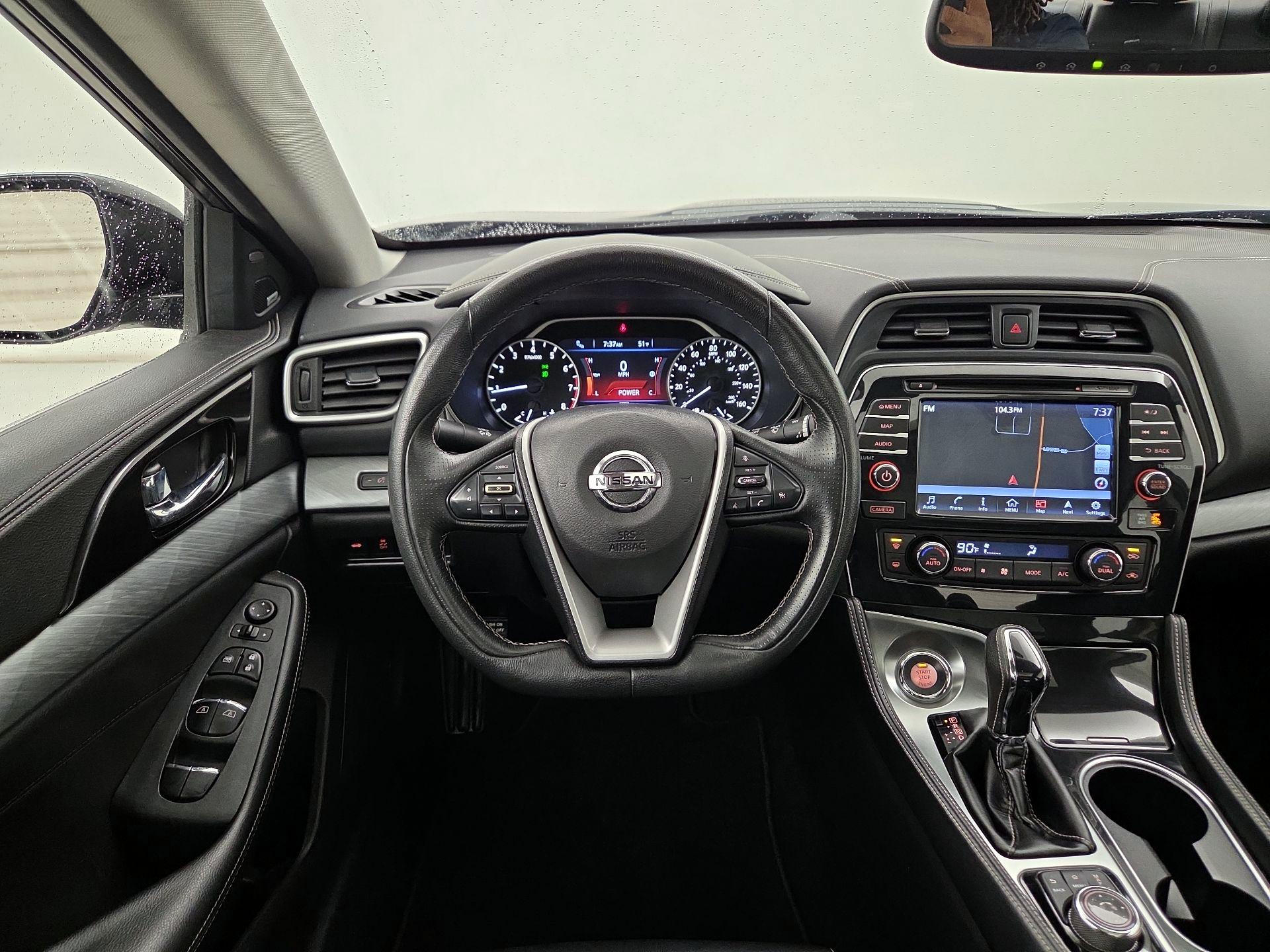 Thumbnail: 2017 Nissan Maxima - 10