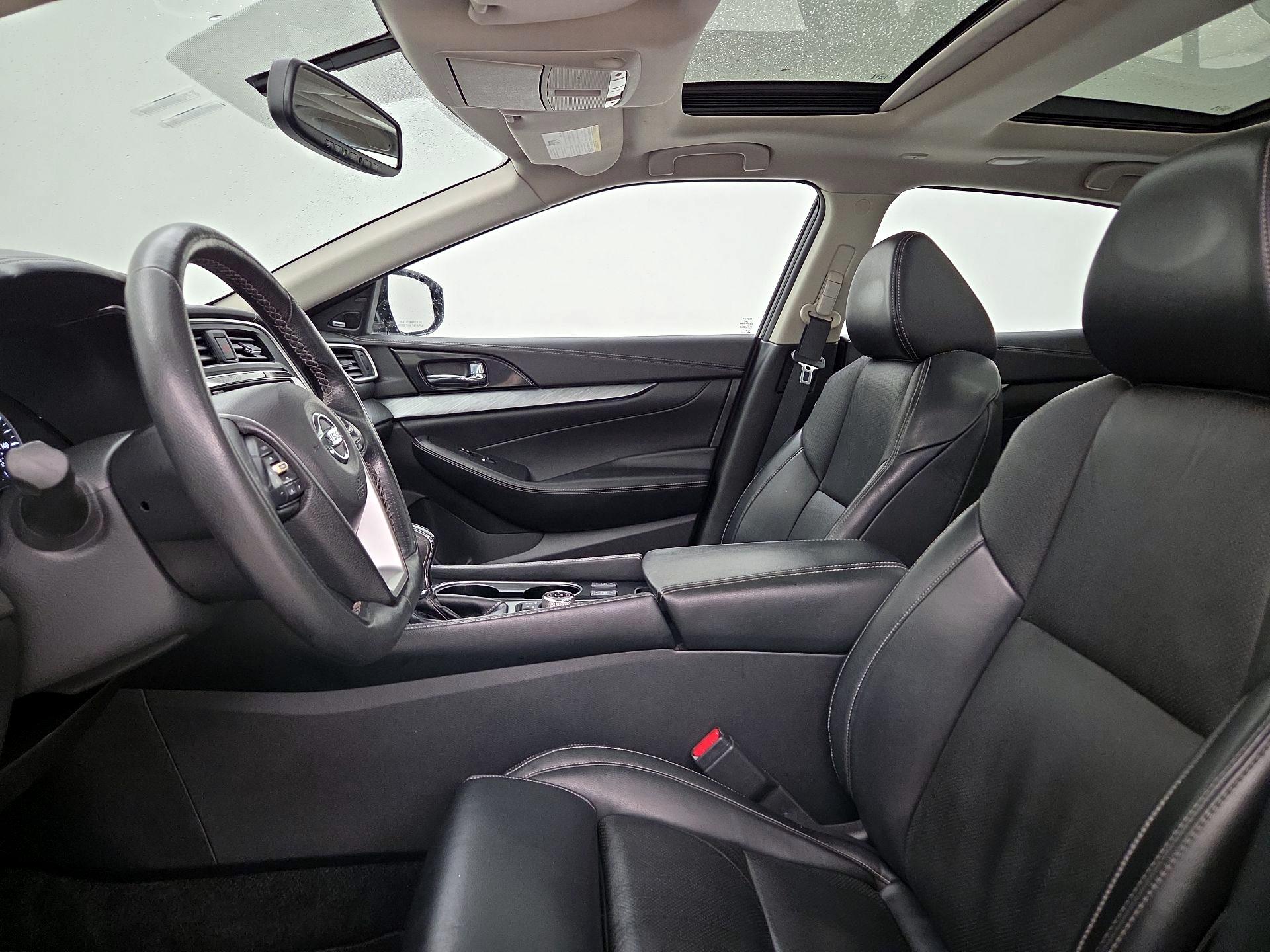 Thumbnail: 2017 Nissan Maxima - 11