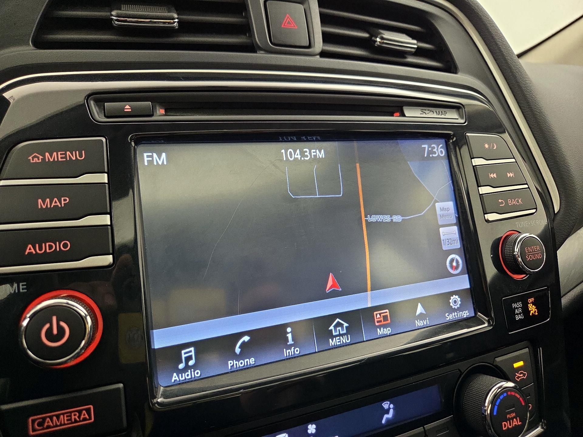 Thumbnail: 2017 Nissan Maxima - 14