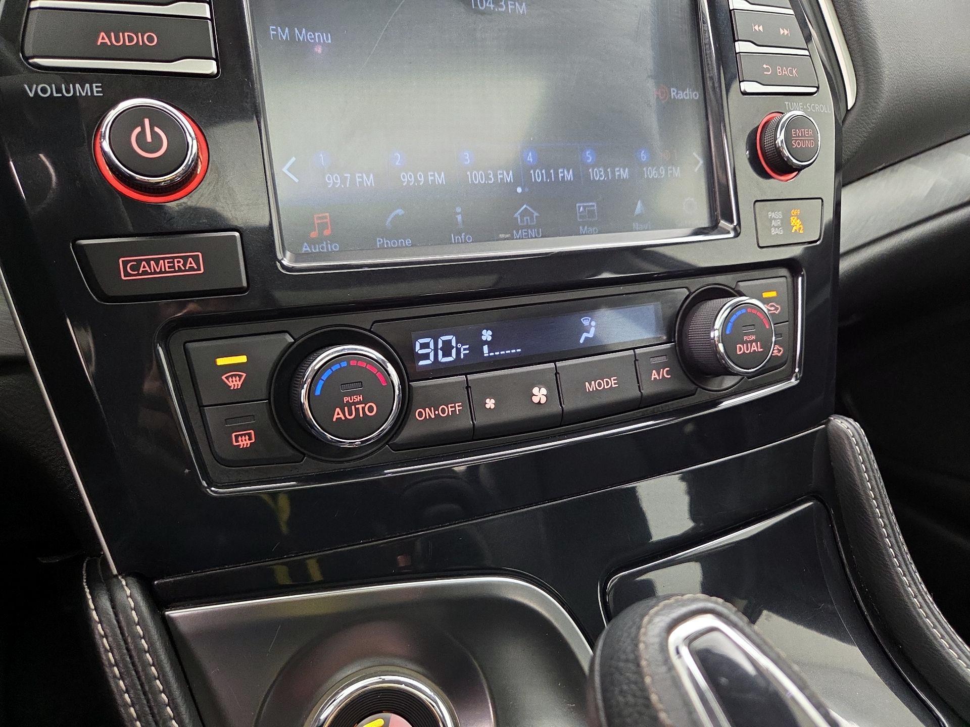 Thumbnail: 2017 Nissan Maxima - 17