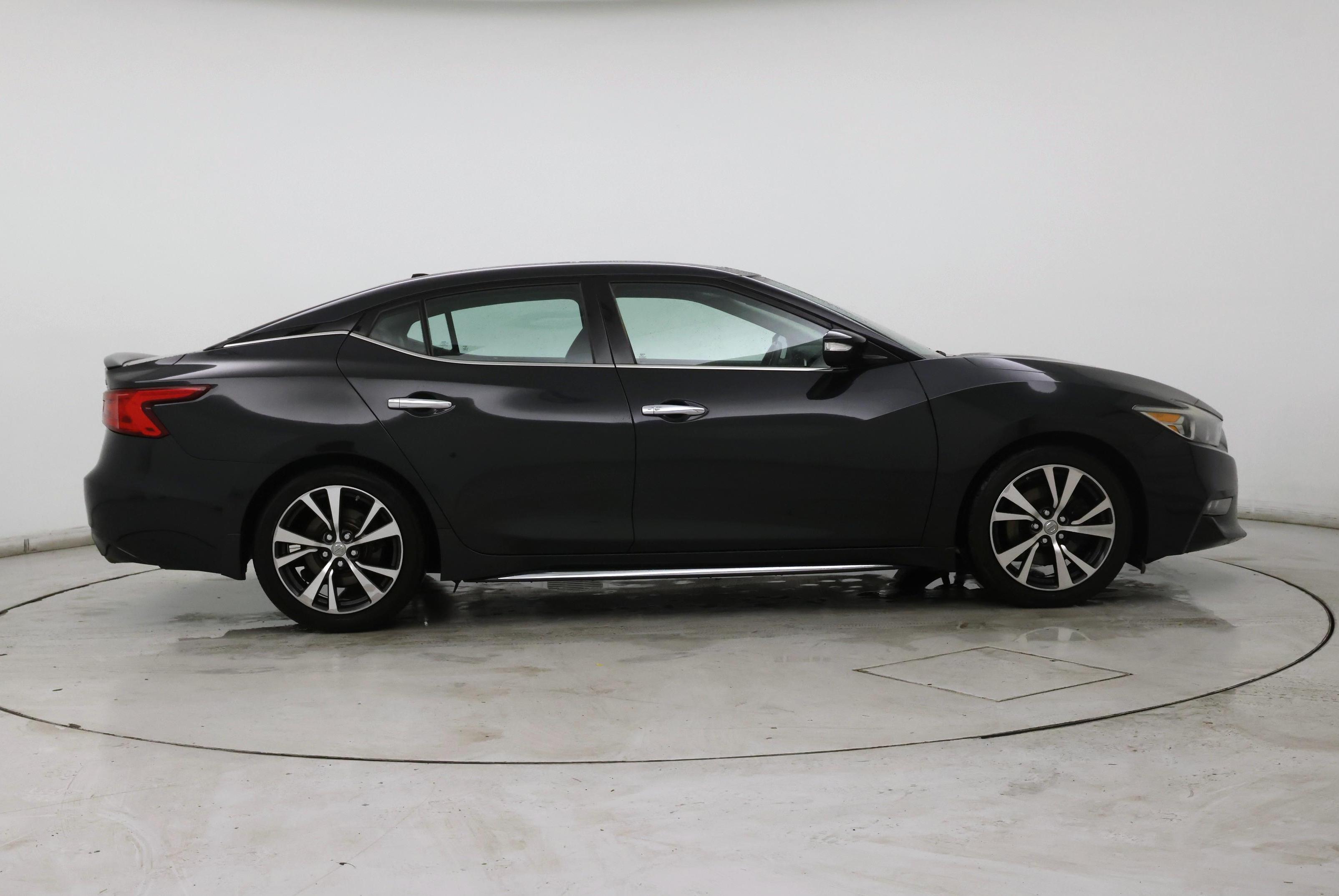 Thumbnail: 2017 Nissan Maxima - 7