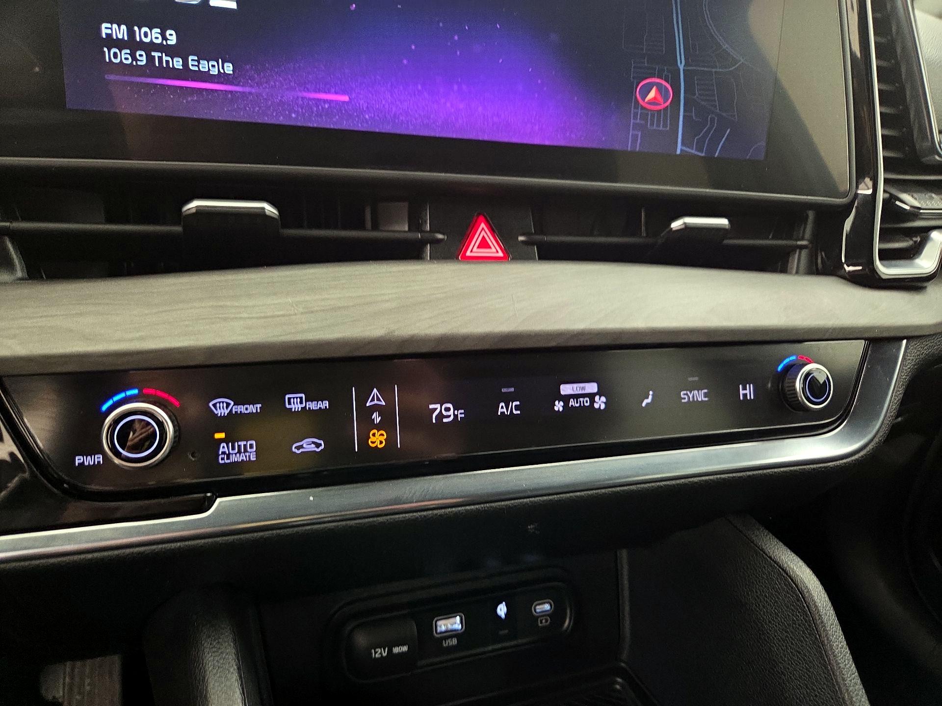 Thumbnail: 2023 Kia Sportage - 16