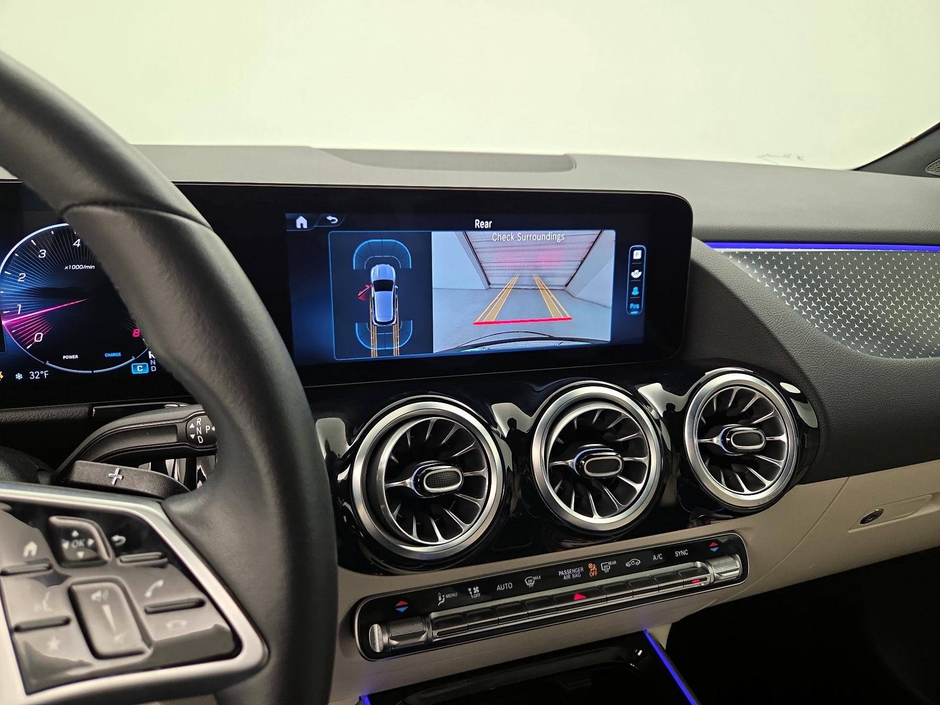 Thumbnail: 2025 Mercedes-Benz GLA - 14