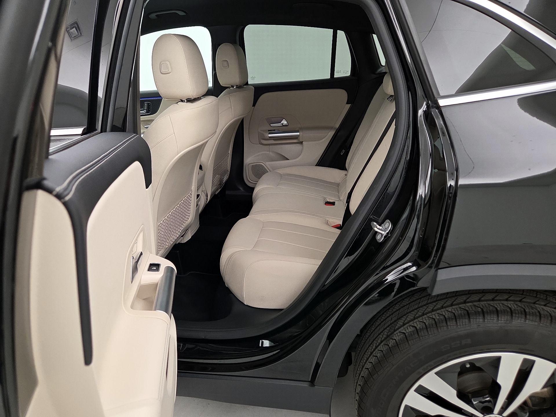 Thumbnail: 2025 Mercedes-Benz GLA - 19