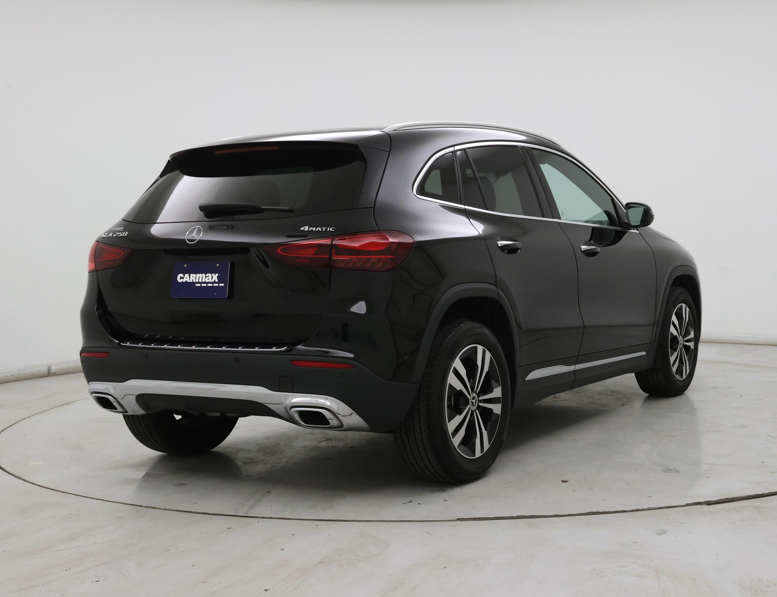 Thumbnail: 2025 Mercedes-Benz GLA - 8