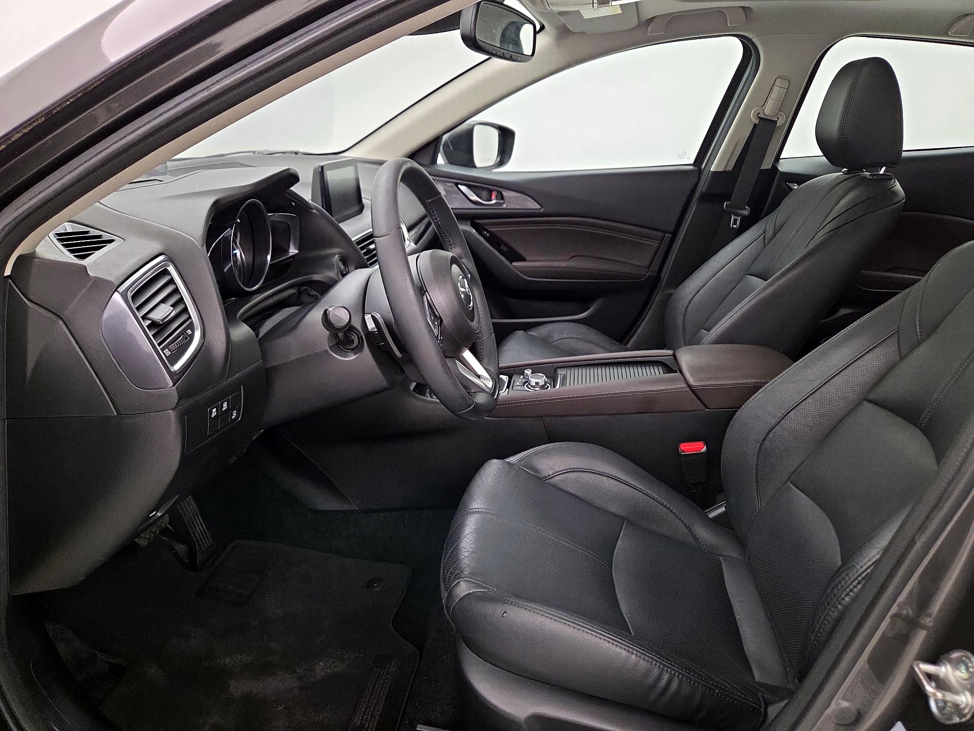 Thumbnail: 2018 Mazda Mazda3 - 11