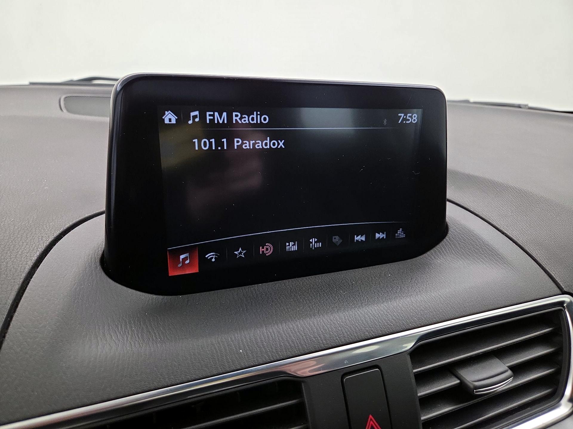 Thumbnail: 2018 Mazda Mazda3 - 15