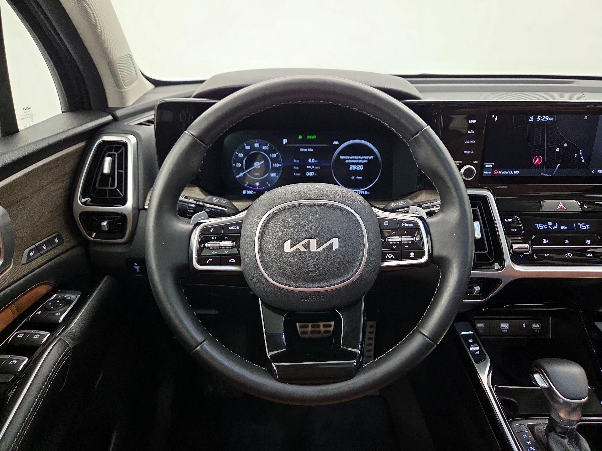 Thumbnail: 2022 Kia Sorento - 10