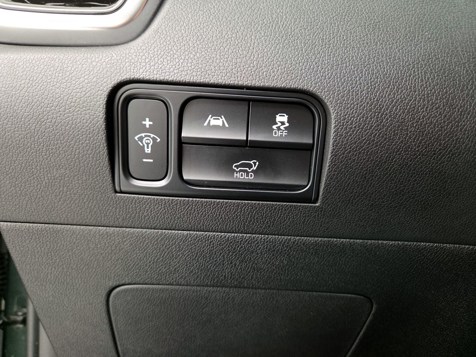 Thumbnail: 2022 Kia Sorento - 13