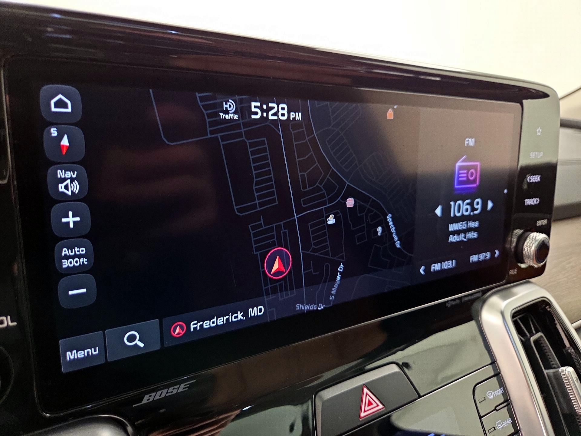 Thumbnail: 2022 Kia Sorento - 14