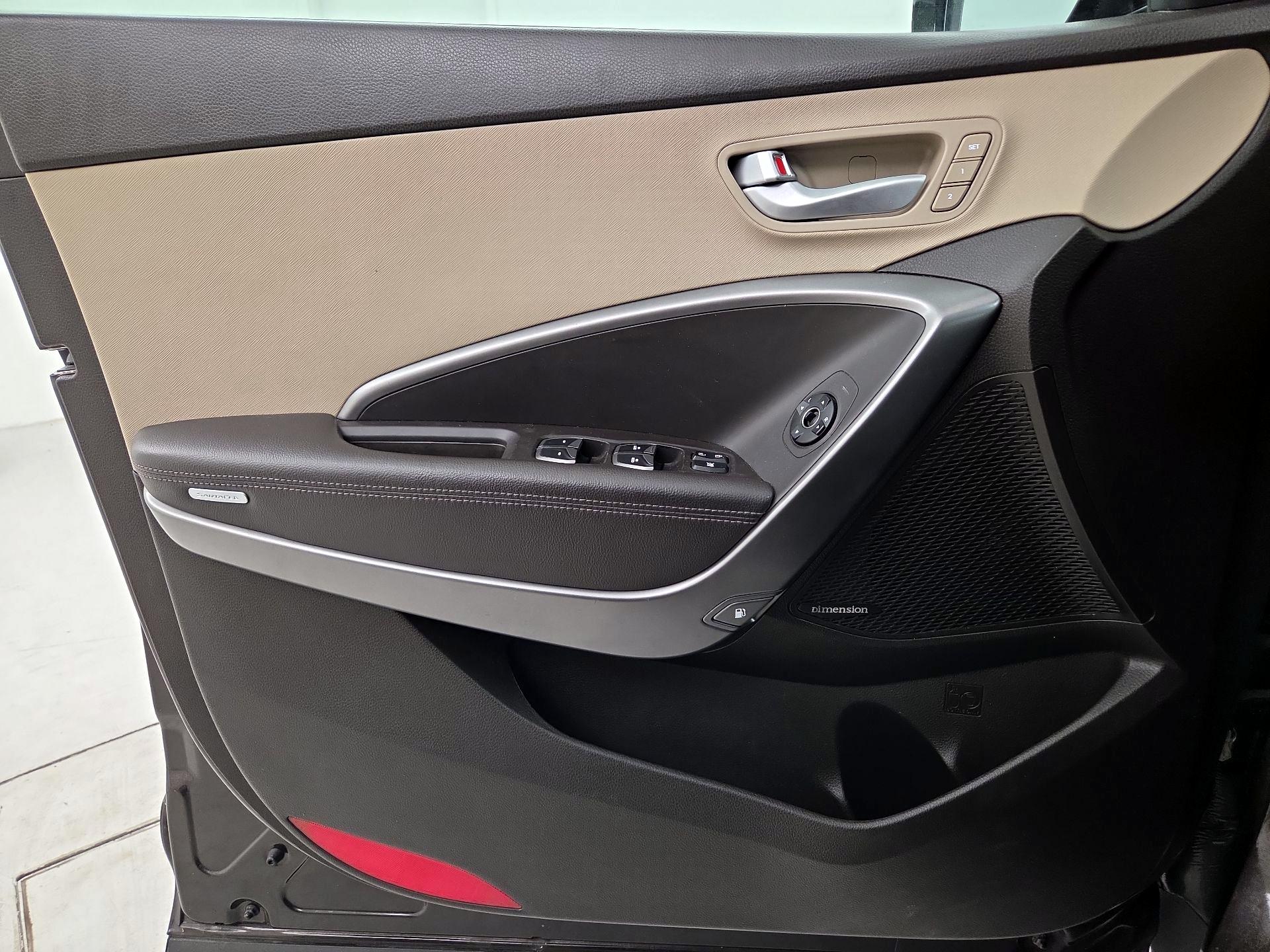 Thumbnail: 2016 Hyundai Santa Fe - 12