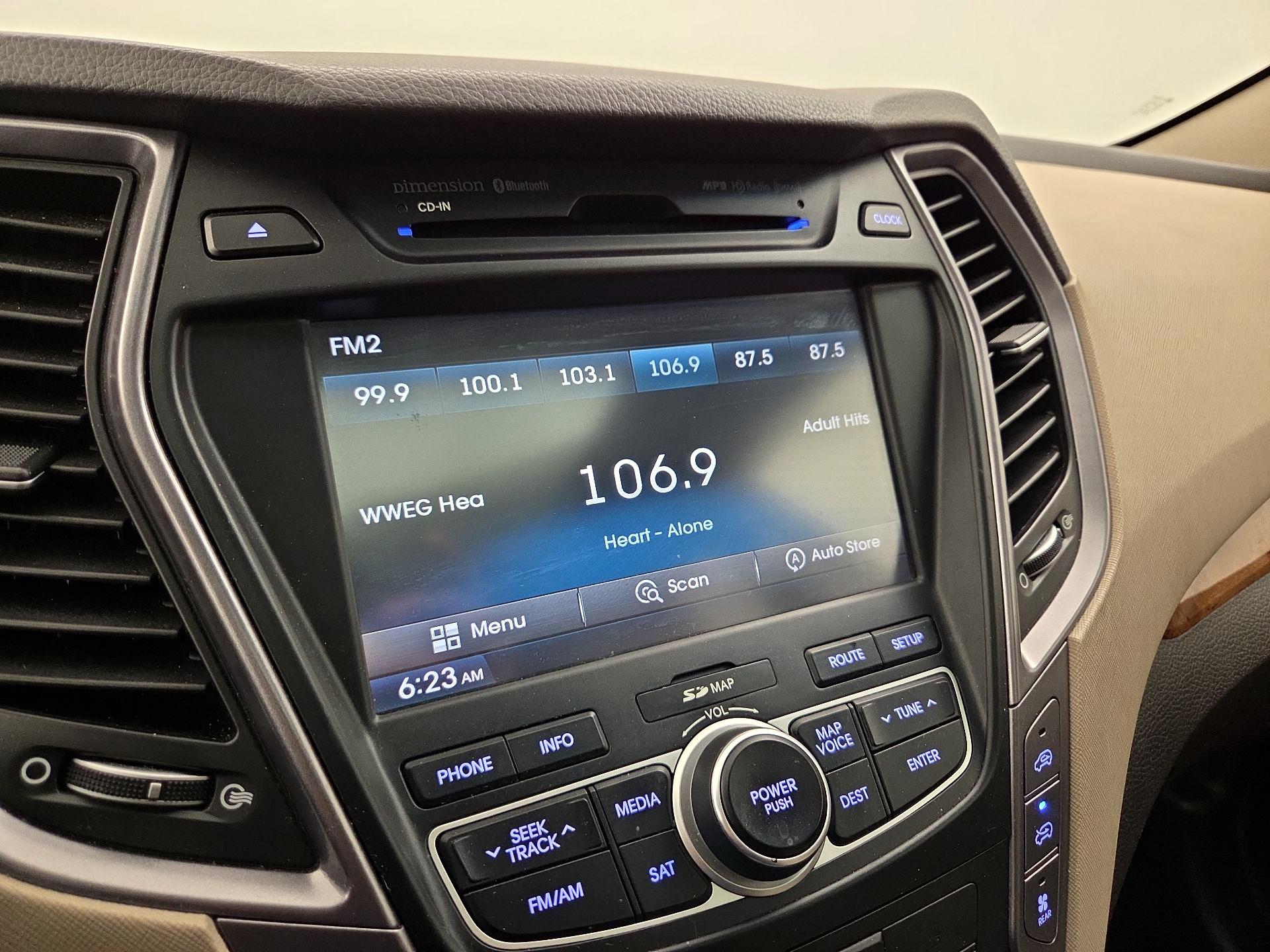 Thumbnail: 2016 Hyundai Santa Fe - 15