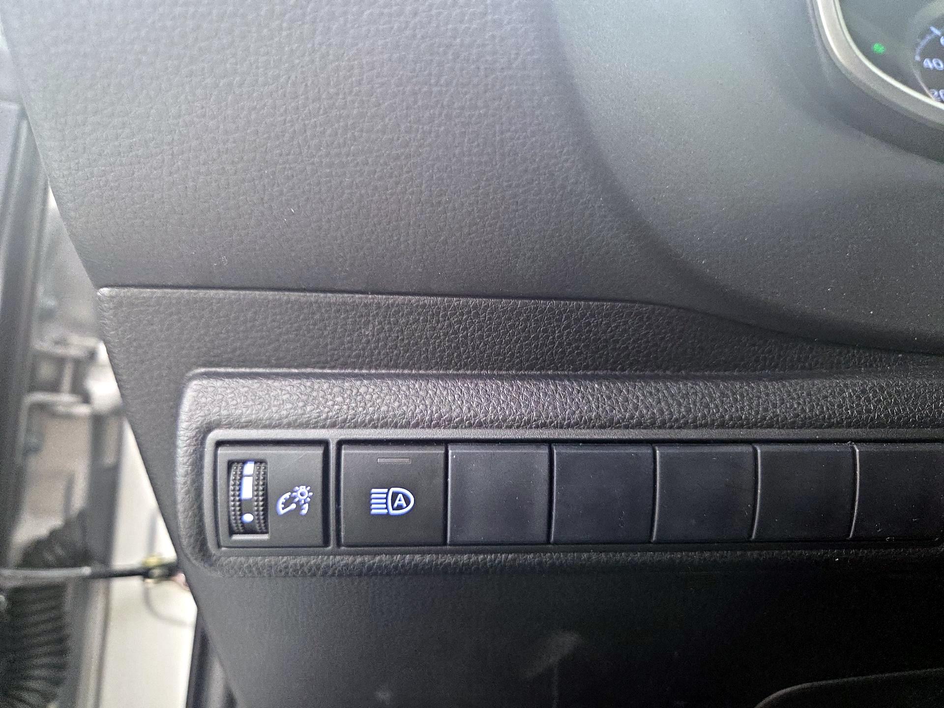 Thumbnail: 2019 Toyota Corolla - 13