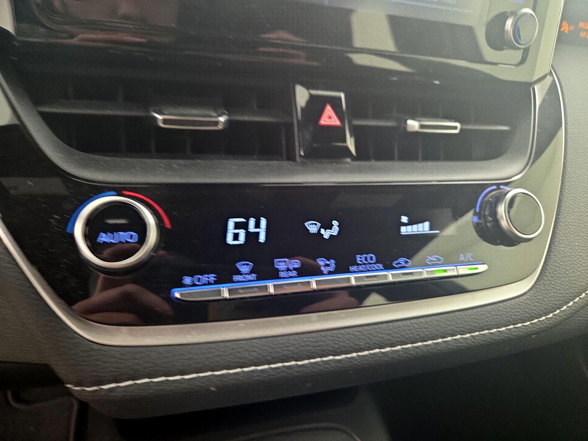 Thumbnail: 2019 Toyota Corolla - 16