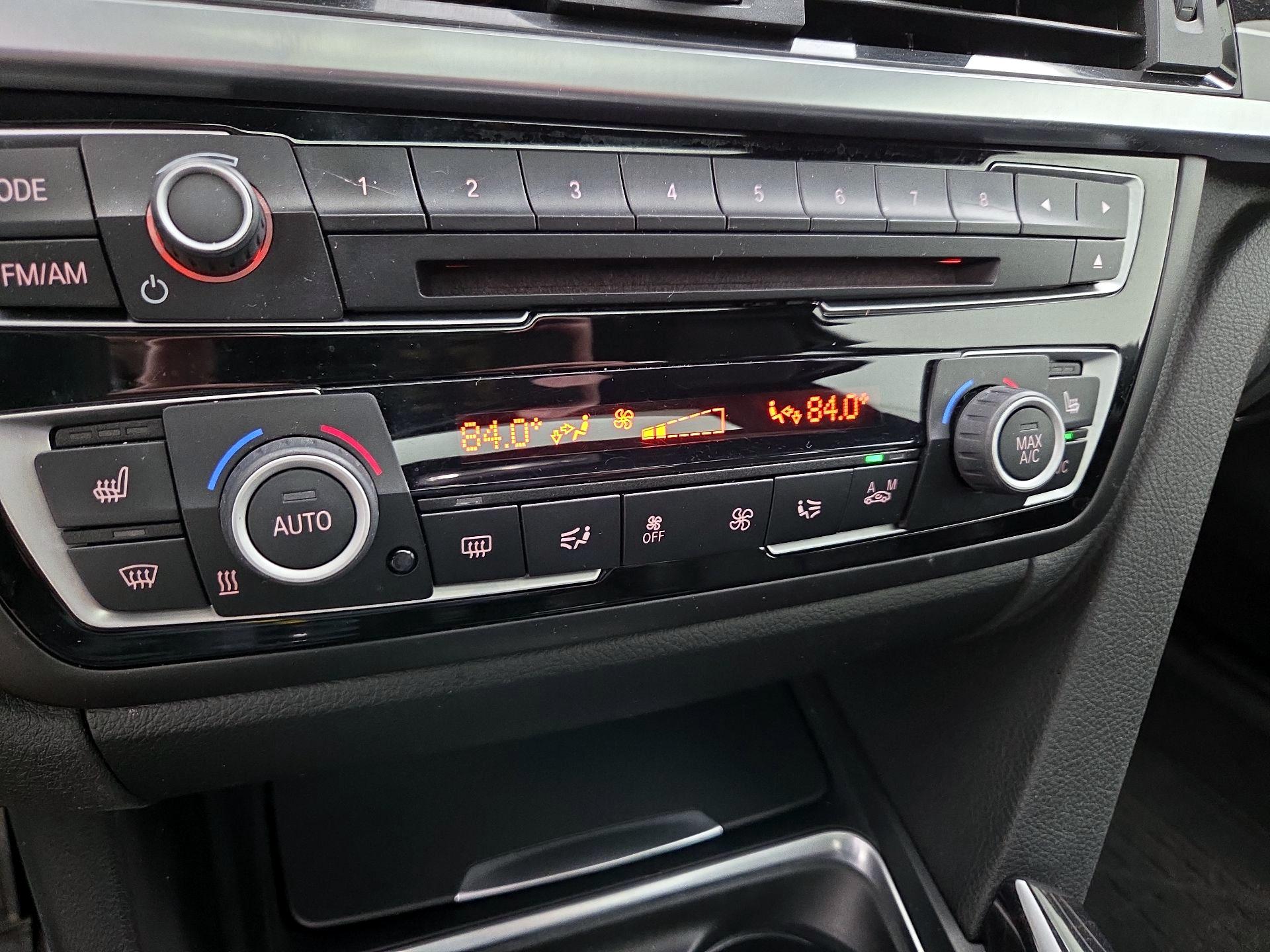 Thumbnail: 2015 BMW 4 Series - 17