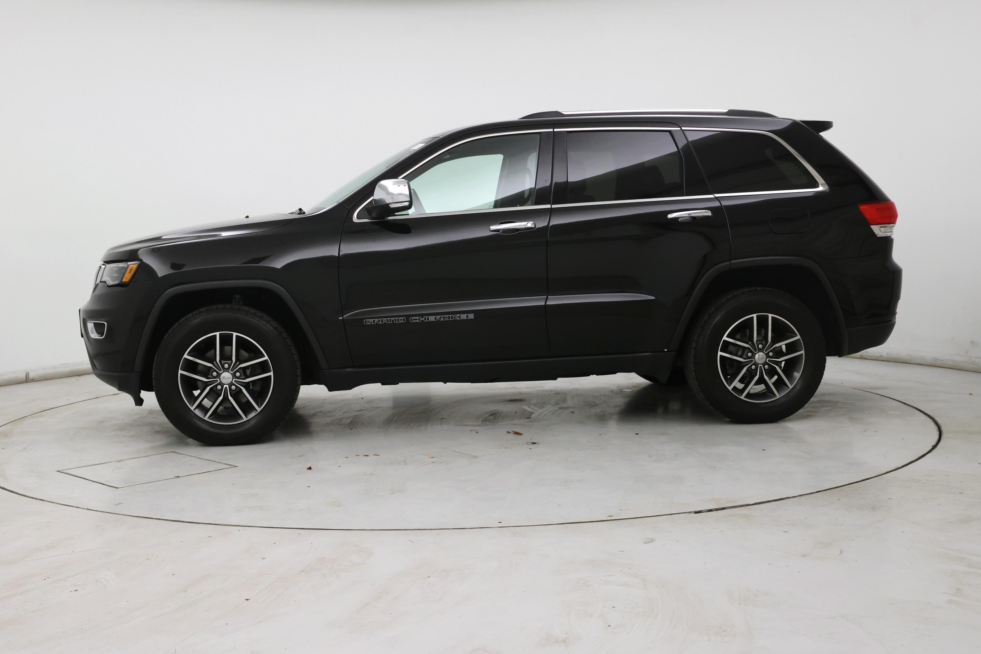 Thumbnail: 2017 Jeep Grand Cherokee - 3