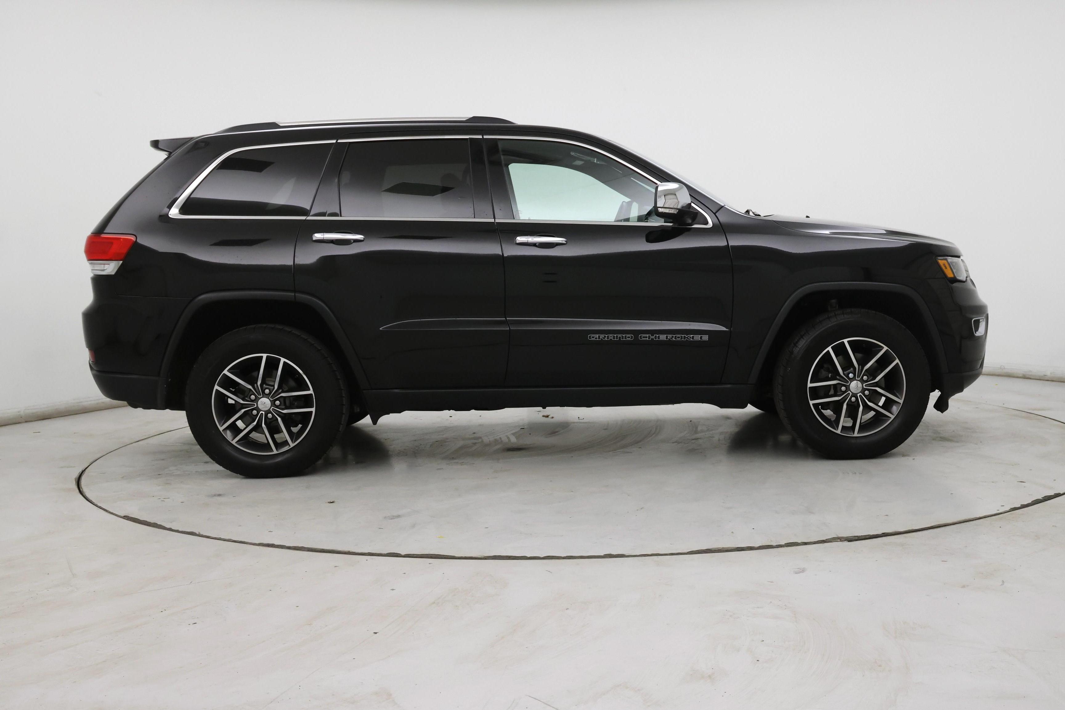 Thumbnail: 2017 Jeep Grand Cherokee - 7