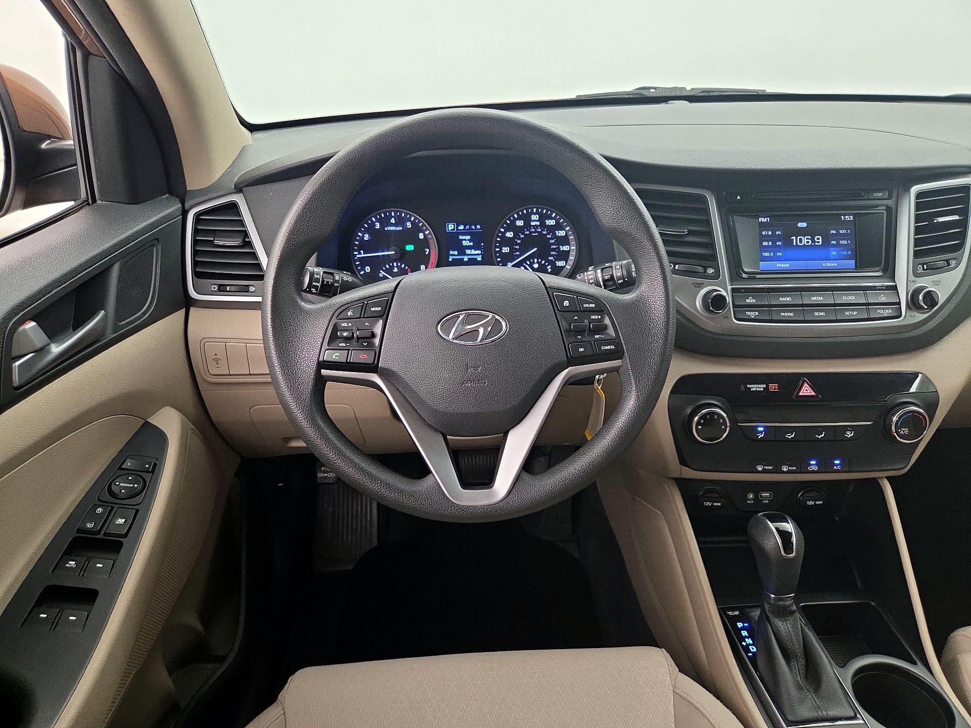 Thumbnail: 2017 Hyundai Tucson - 10