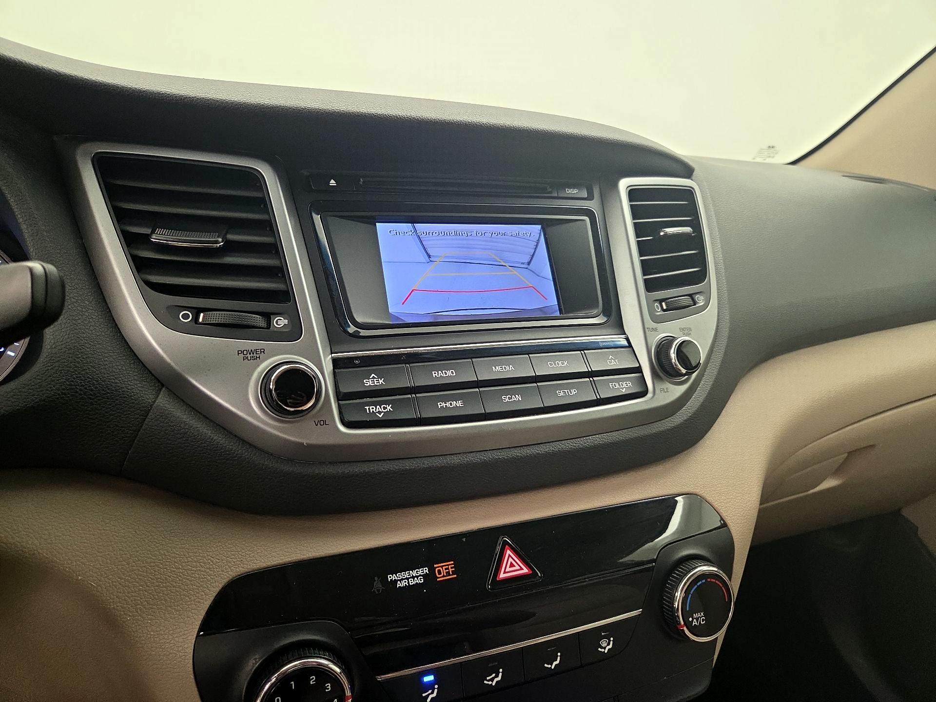 Thumbnail: 2017 Hyundai Tucson - 14