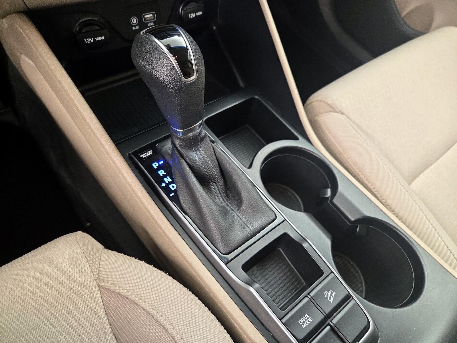 2017 Hyundai Tucson SE - Photo 18
