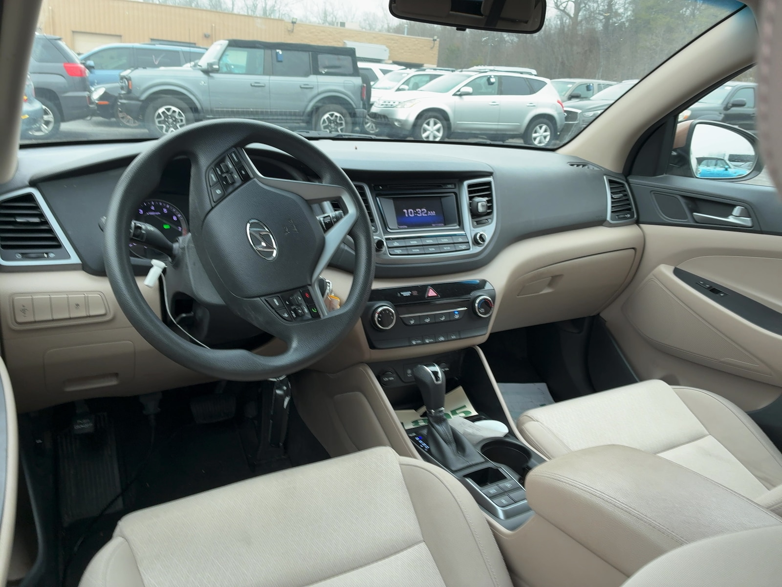 2017 Hyundai Tucson SE - Photo 35