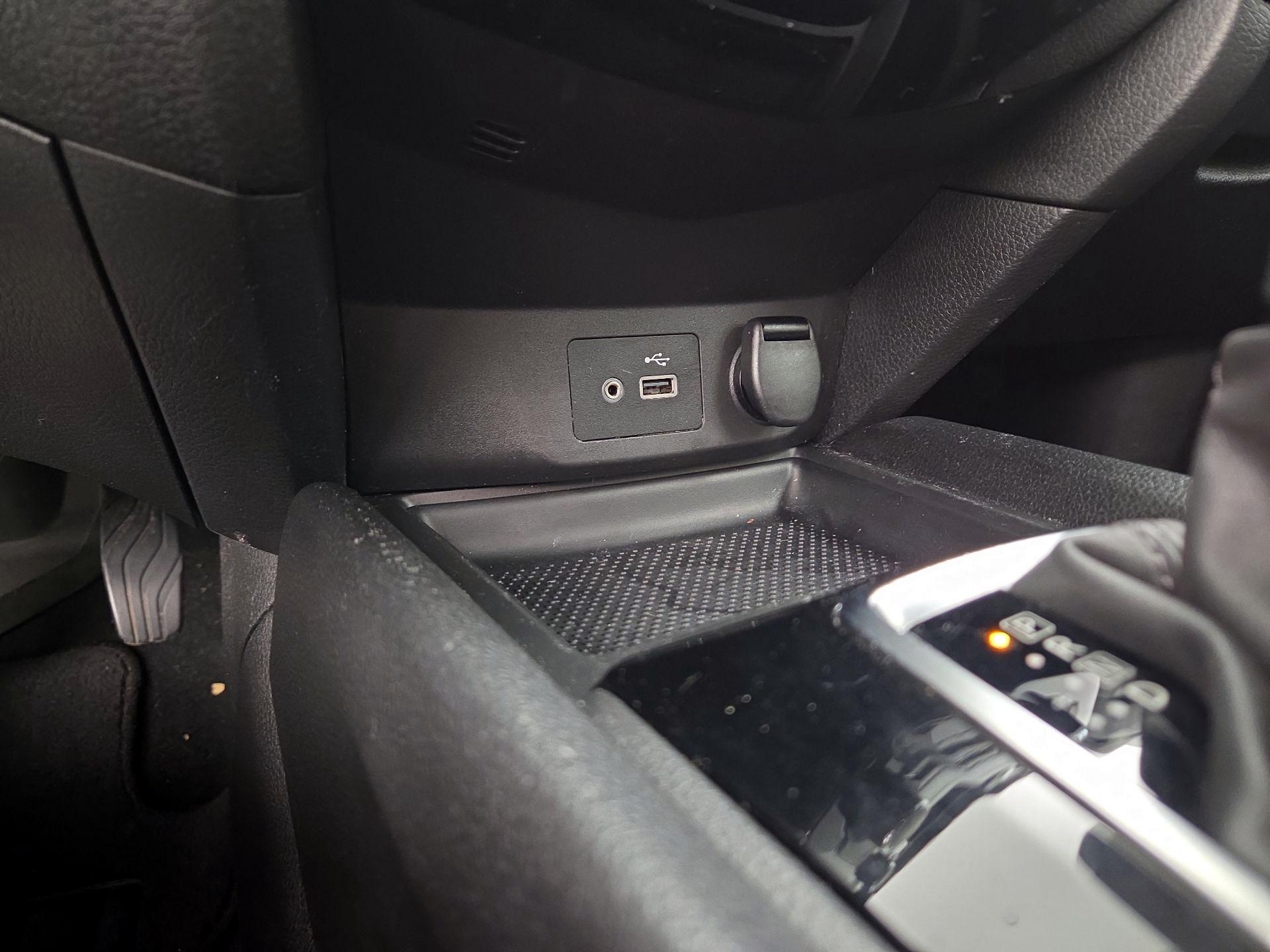 Thumbnail: 2018 Nissan Rogue - 18