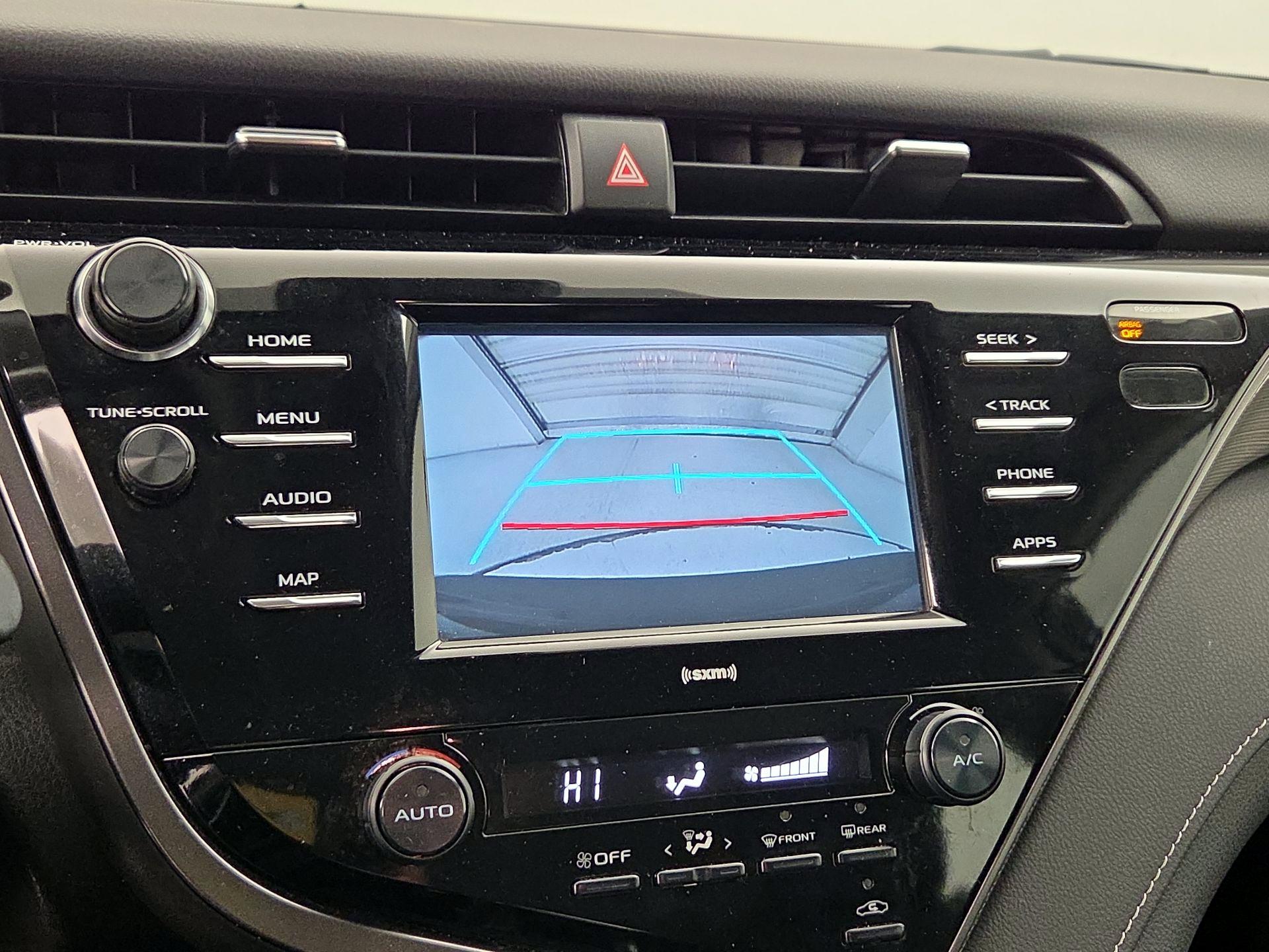 Thumbnail: 2020 Toyota Camry - 14