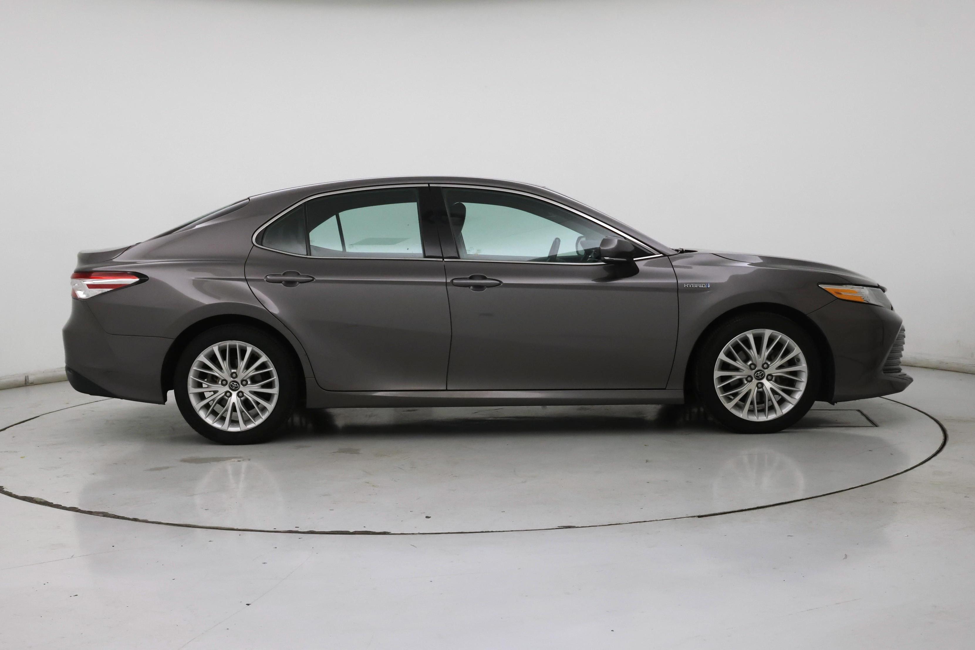 Thumbnail: 2018 Toyota Camry - 7