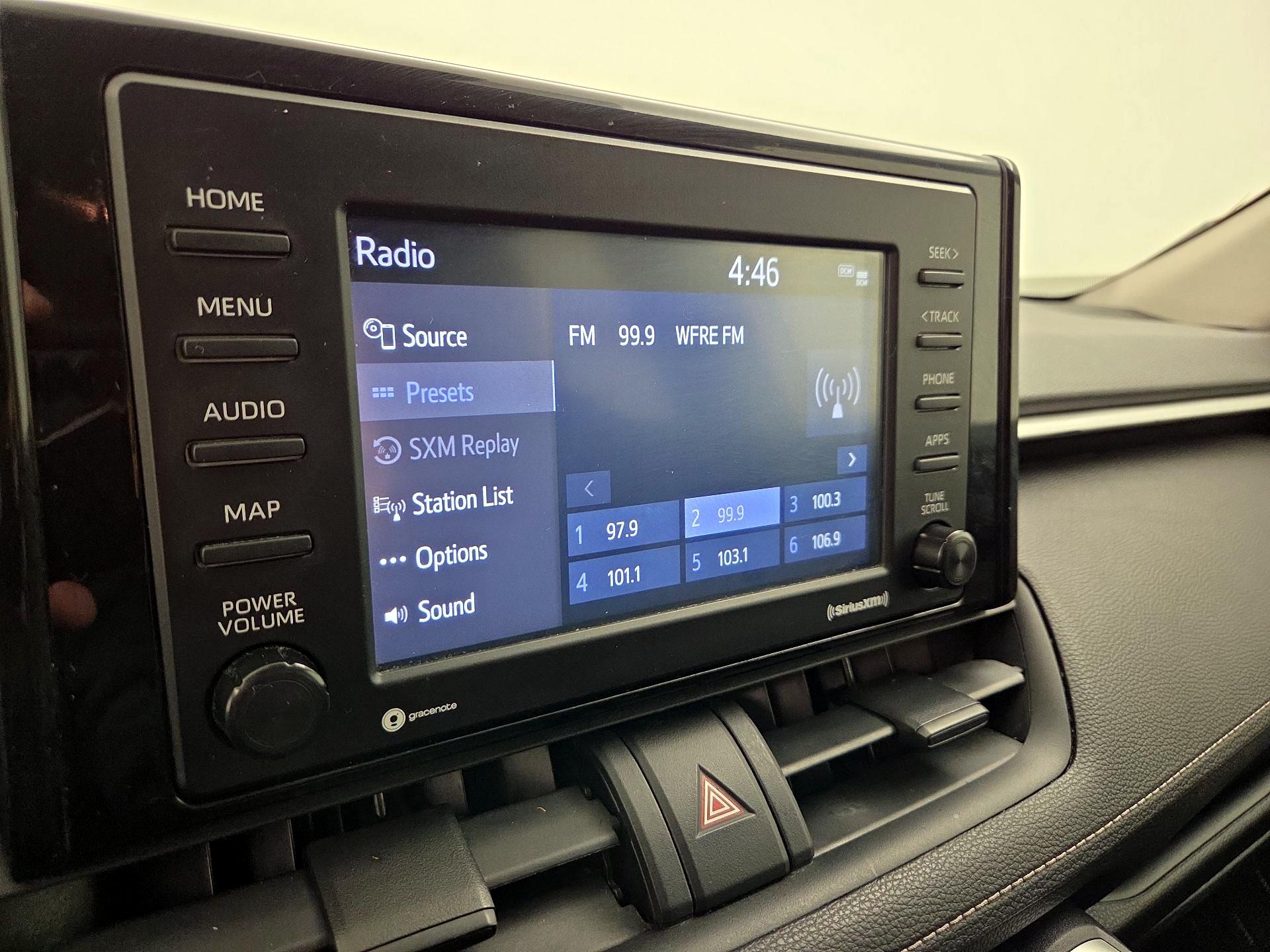 Thumbnail: 2020 Toyota RAV4 - 15