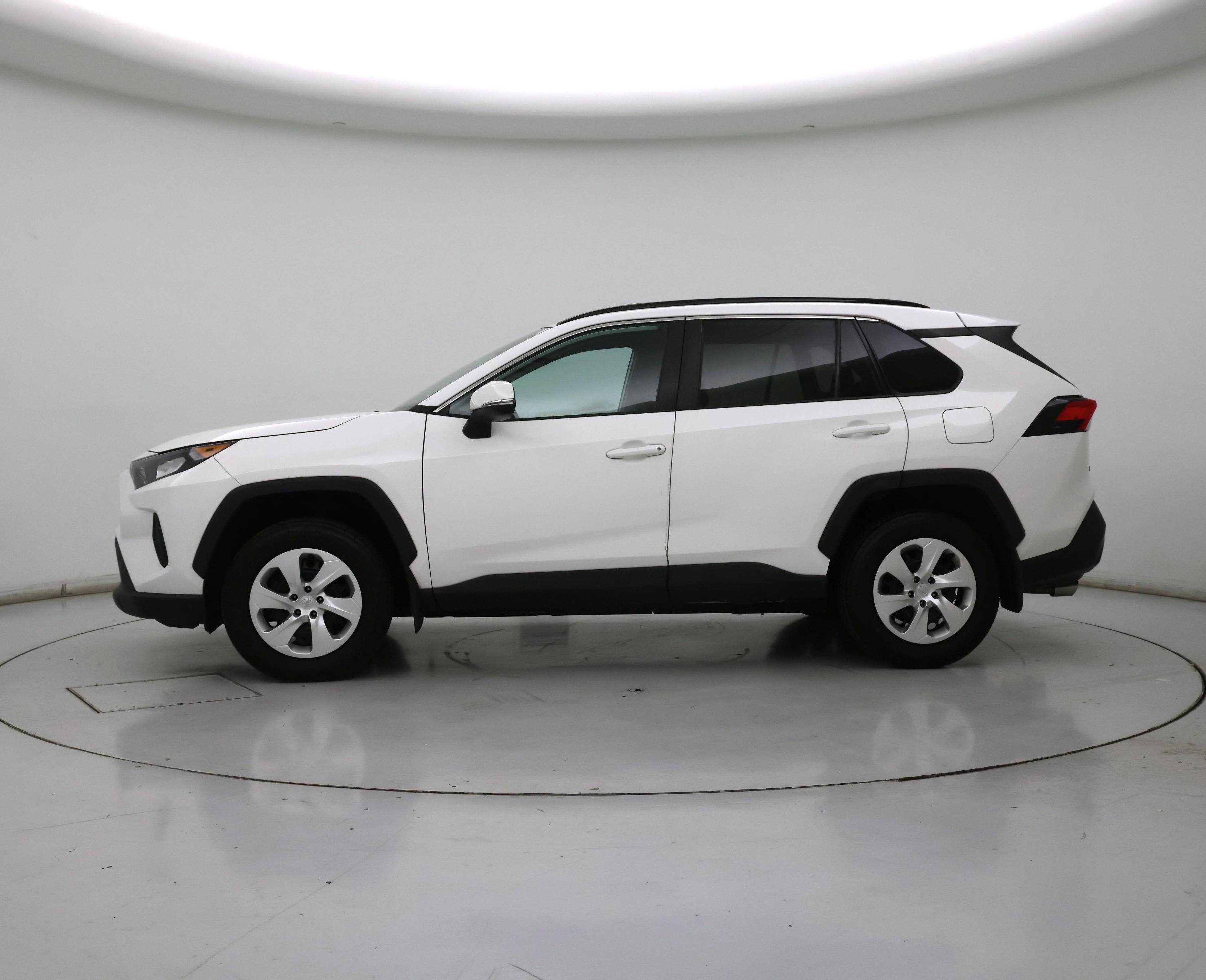 Thumbnail: 2020 Toyota RAV4 - 3