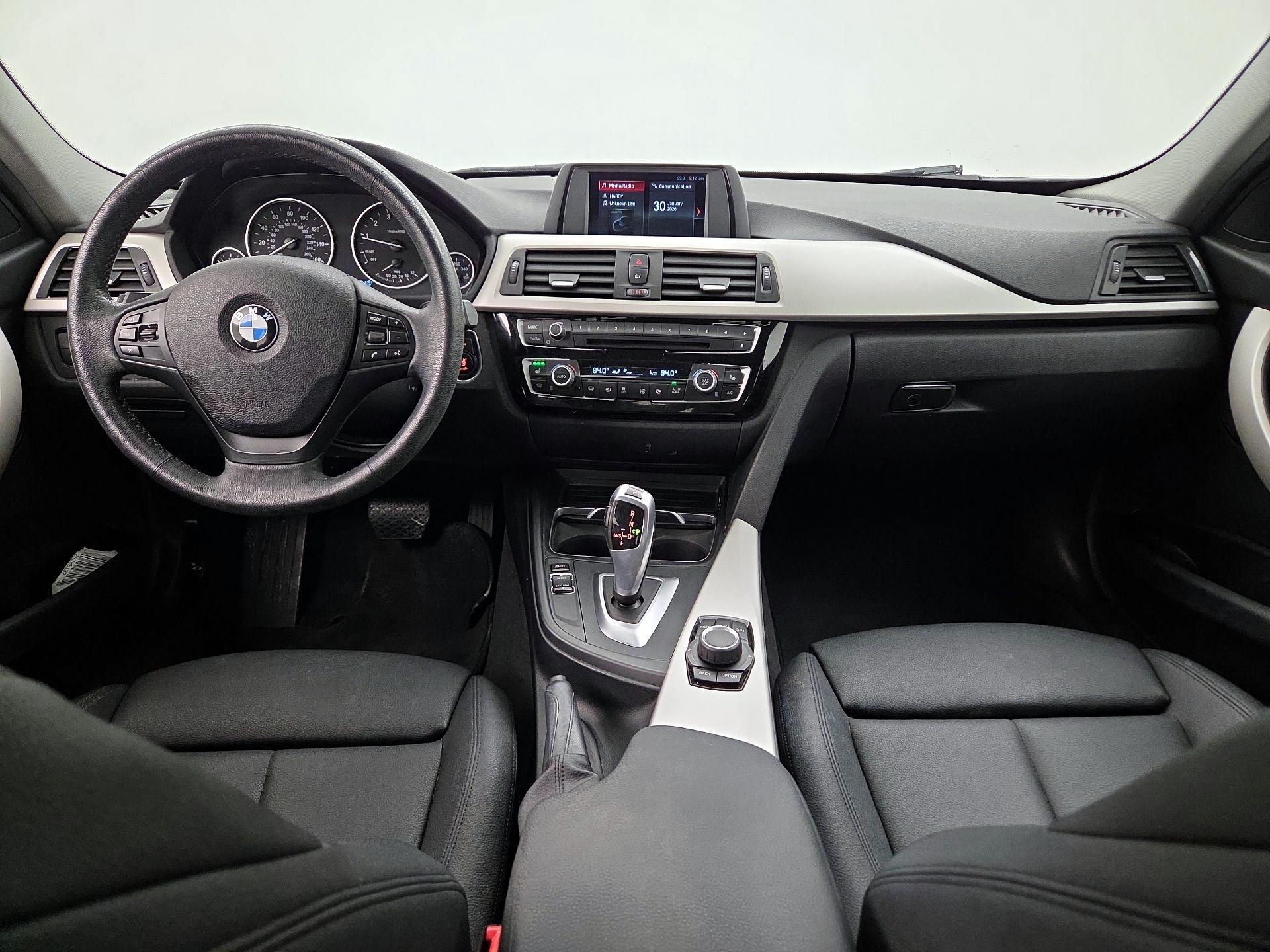 Thumbnail: 2018 BMW 3 Series - 9