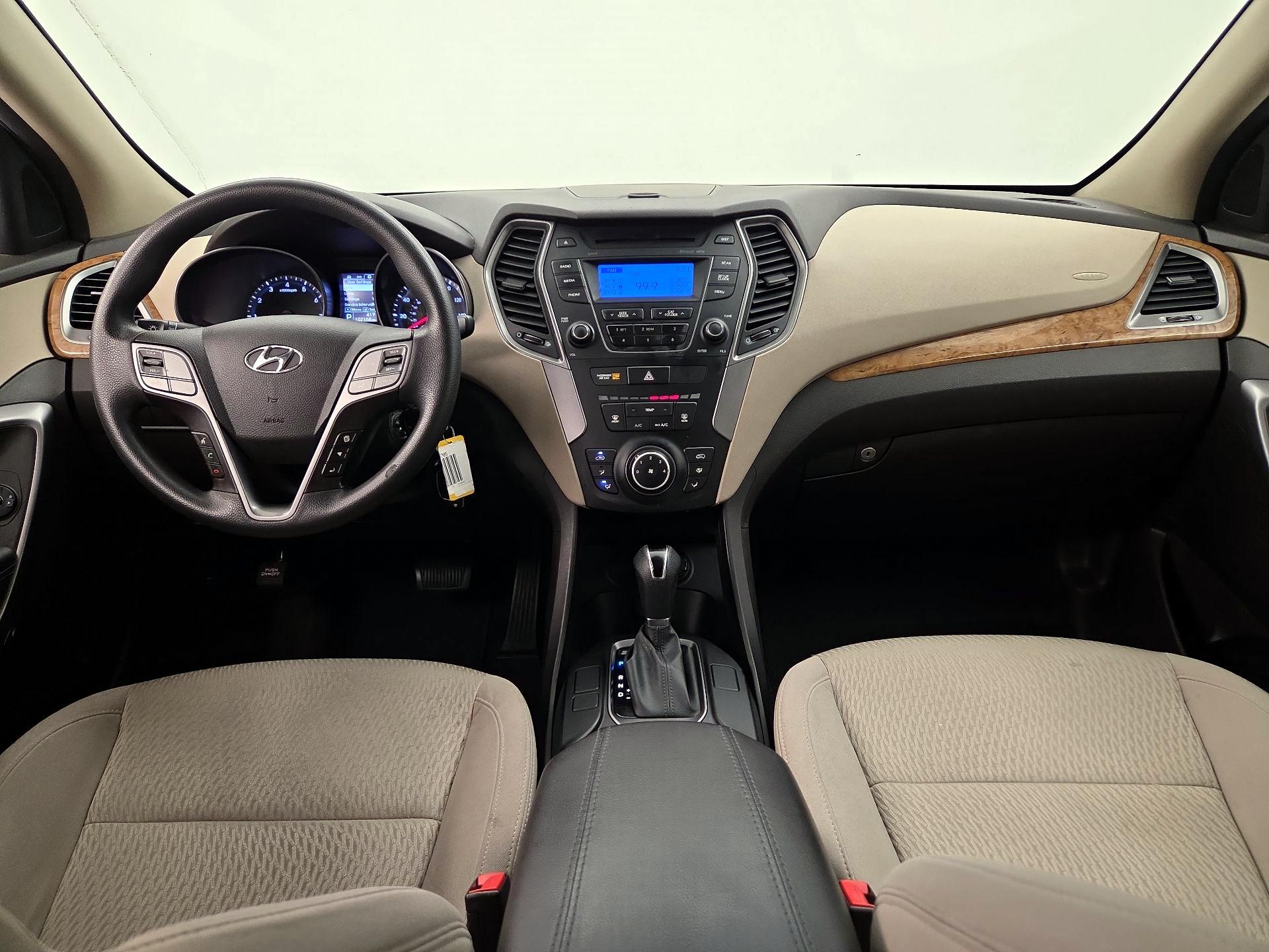 Thumbnail: 2015 Hyundai Santa Fe - 9