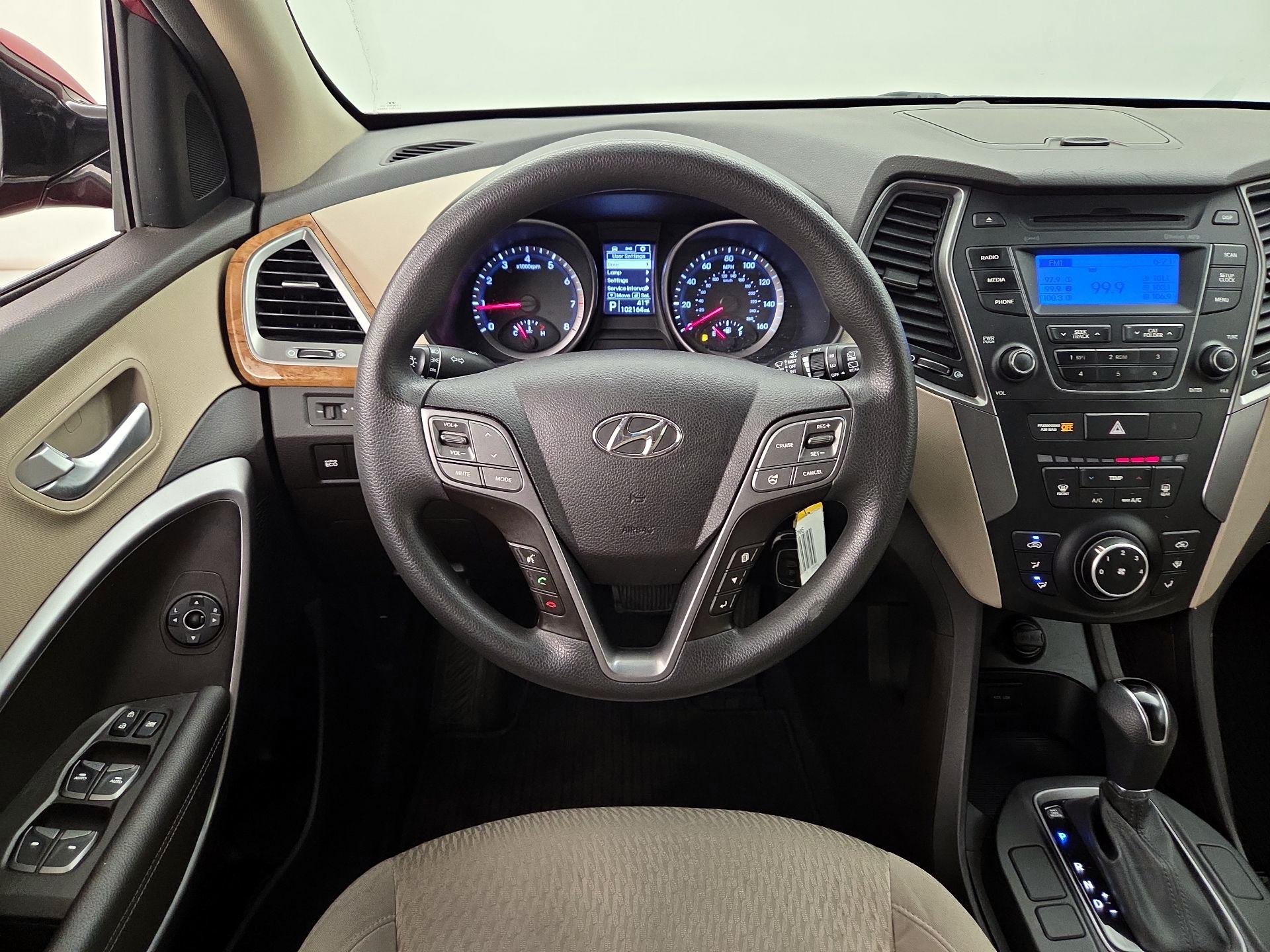 Thumbnail: 2015 Hyundai Santa Fe - 10