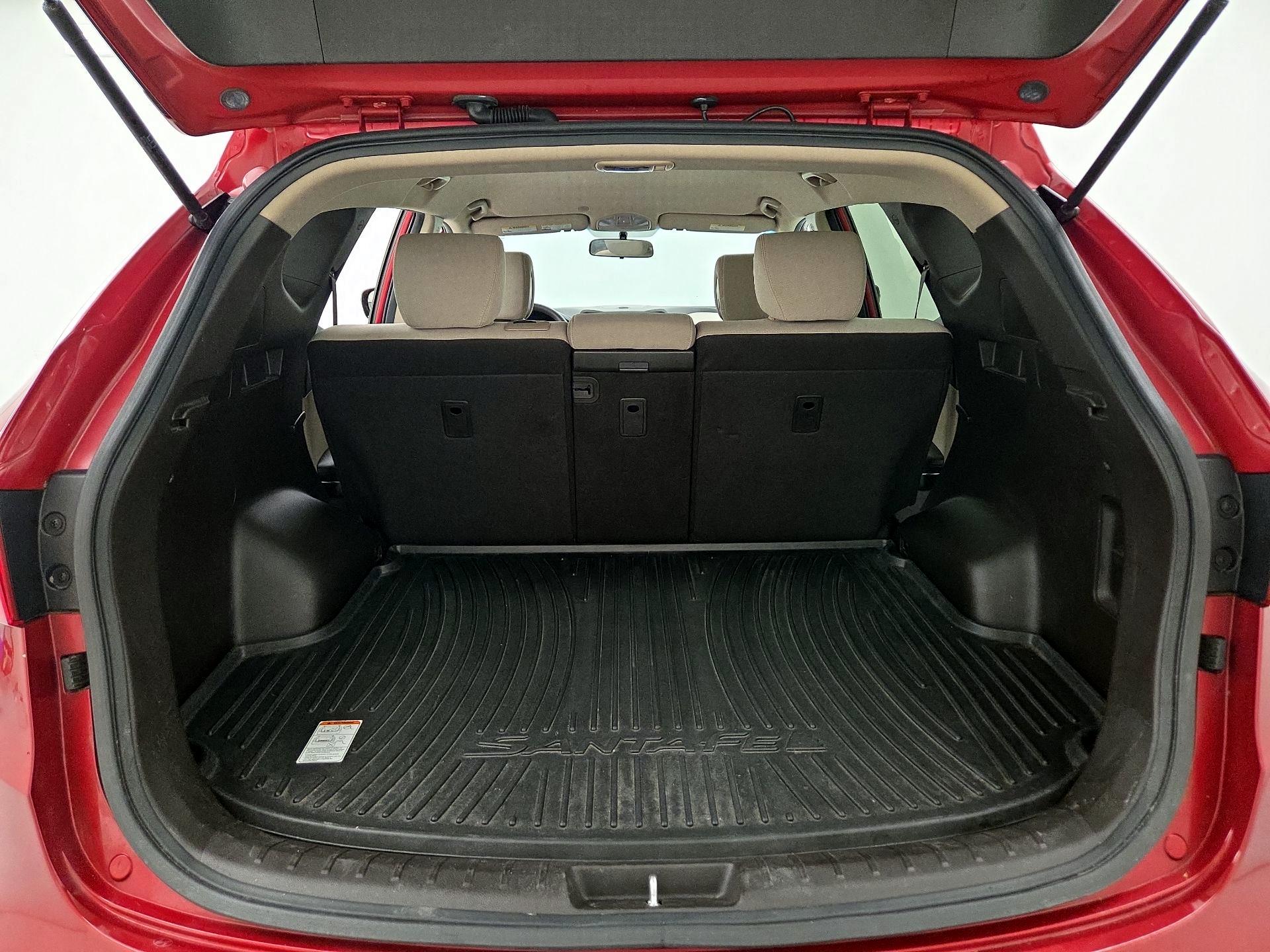 Thumbnail: 2015 Hyundai Santa Fe - 19