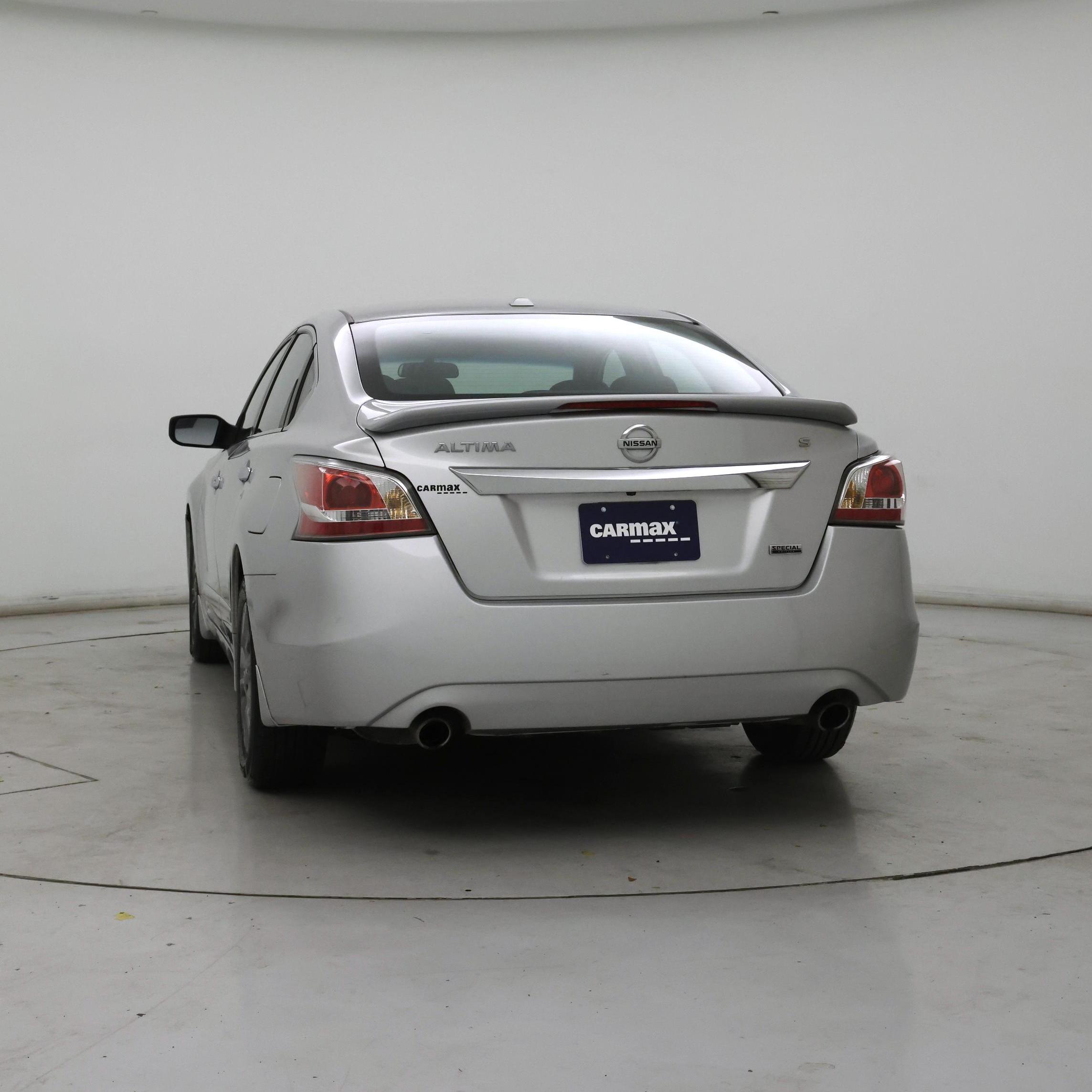 Thumbnail: 2015 Nissan Altima - 6