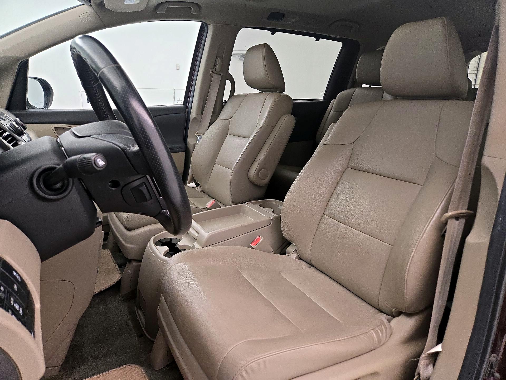 Thumbnail: 2014 Honda Odyssey - 11