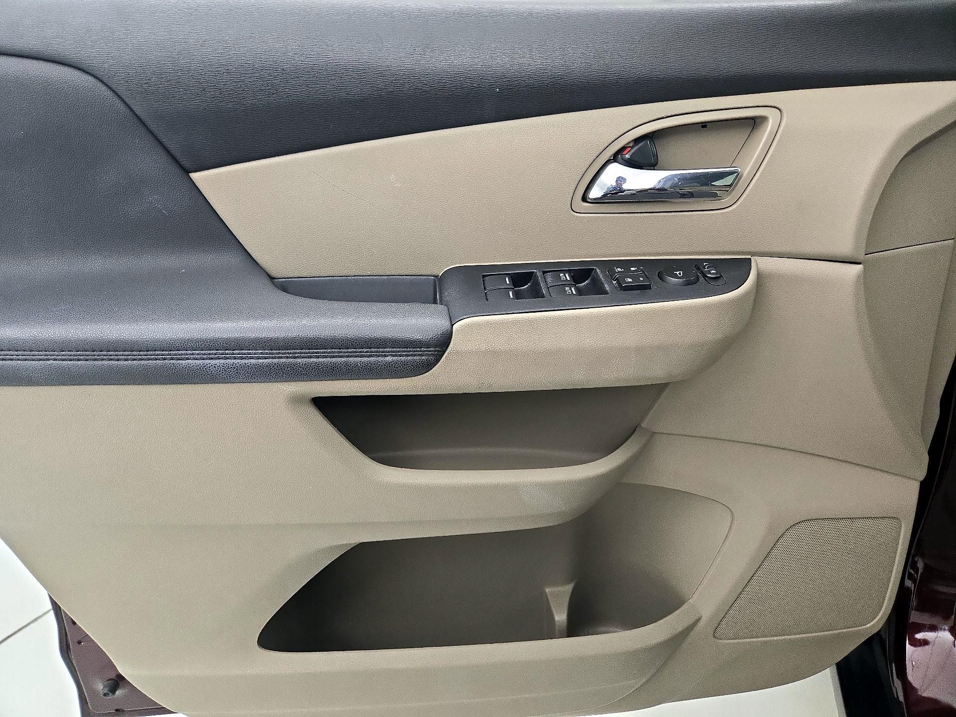 Thumbnail: 2014 Honda Odyssey - 12