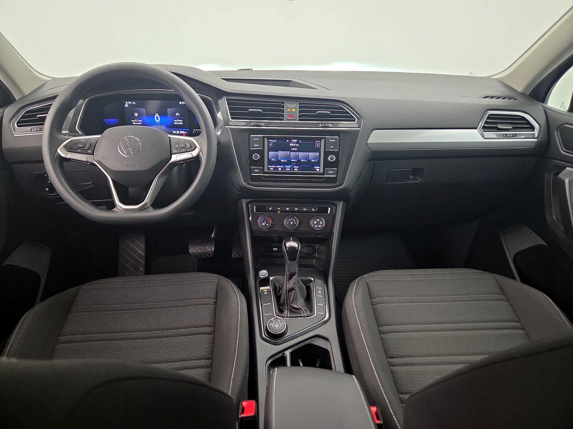 Thumbnail: 2022 Volkswagen Tiguan - 9