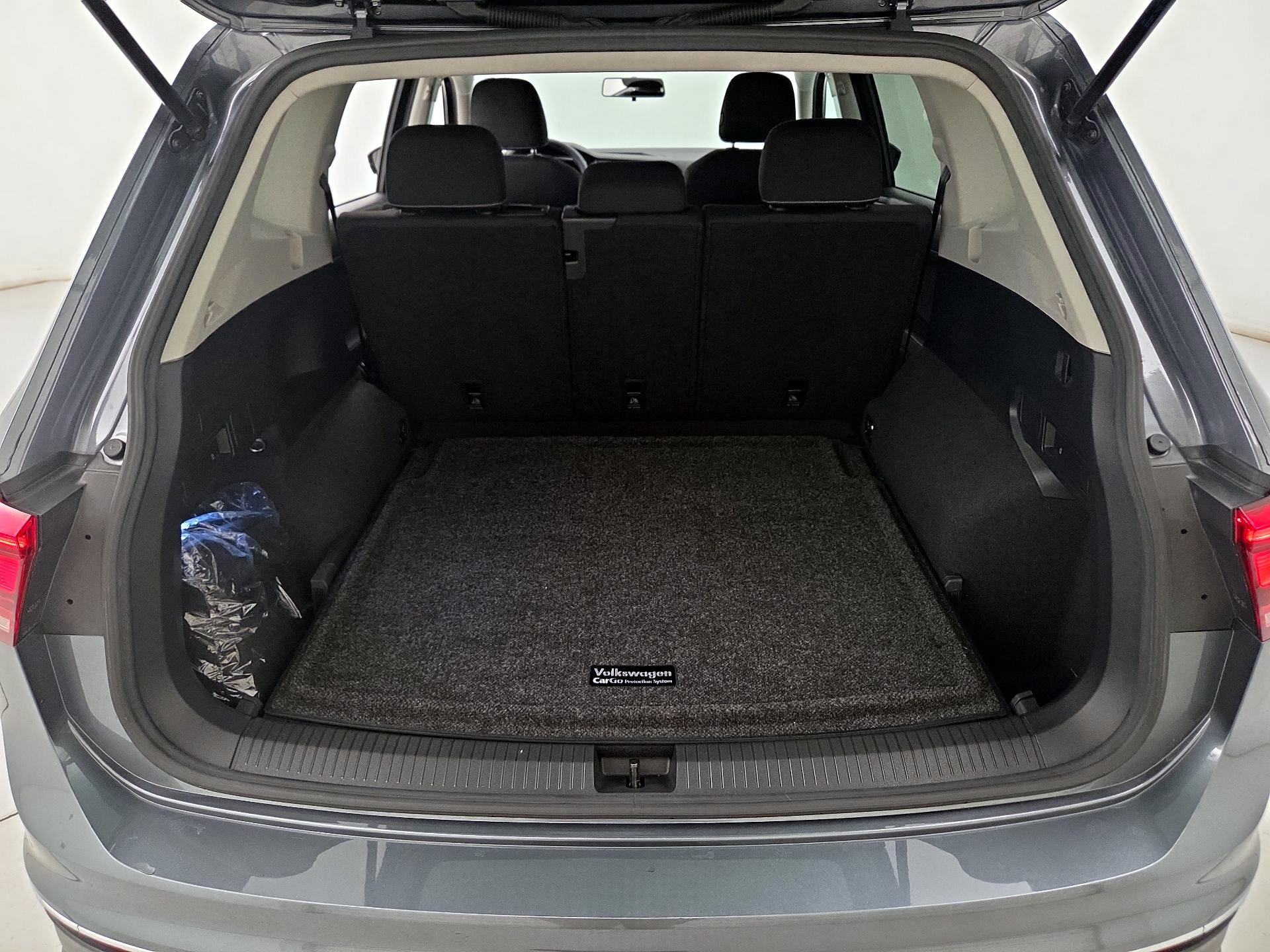 Thumbnail: 2022 Volkswagen Tiguan - 20